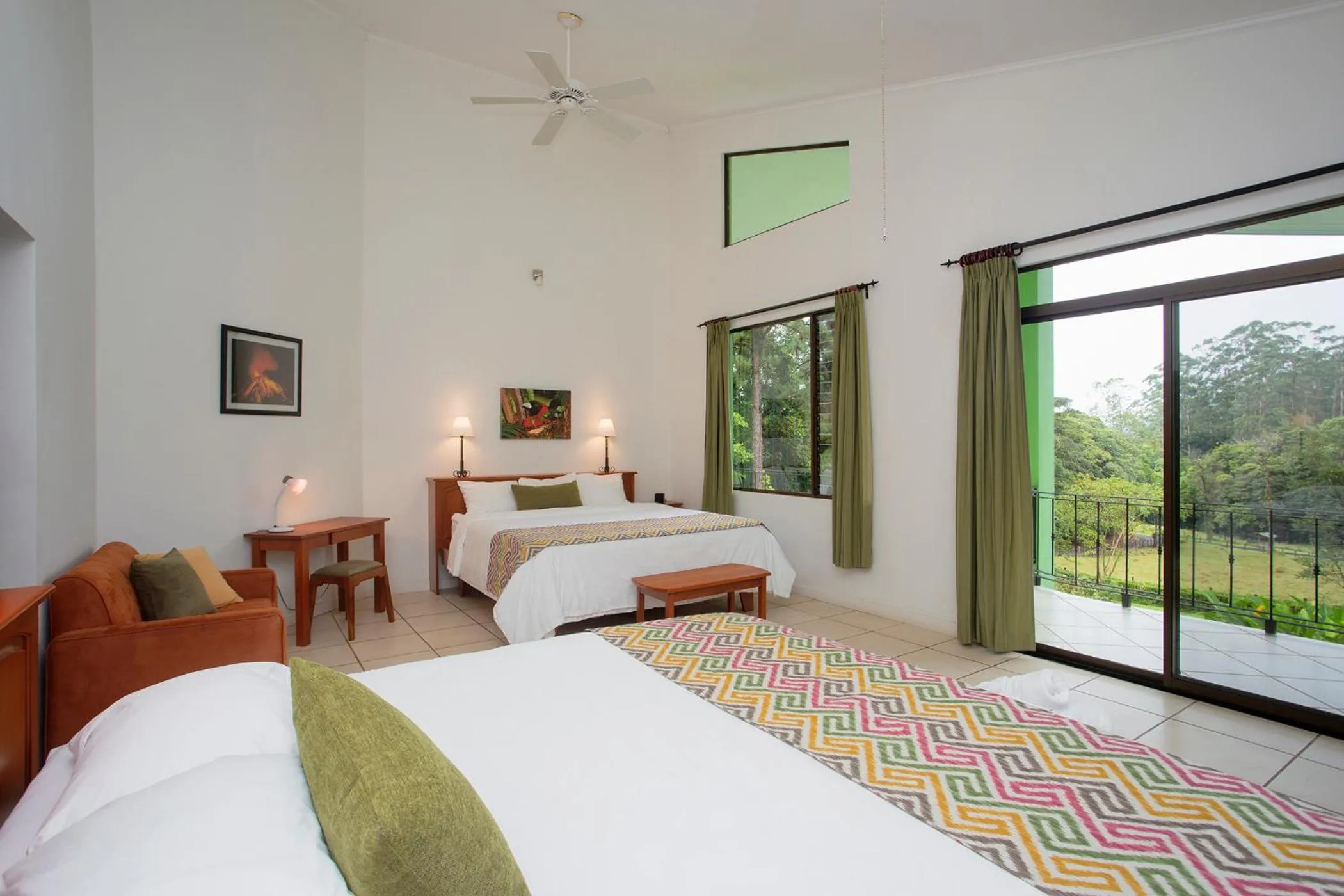 Bedroom, Bed in Arenal Observatory Lodge & Trails