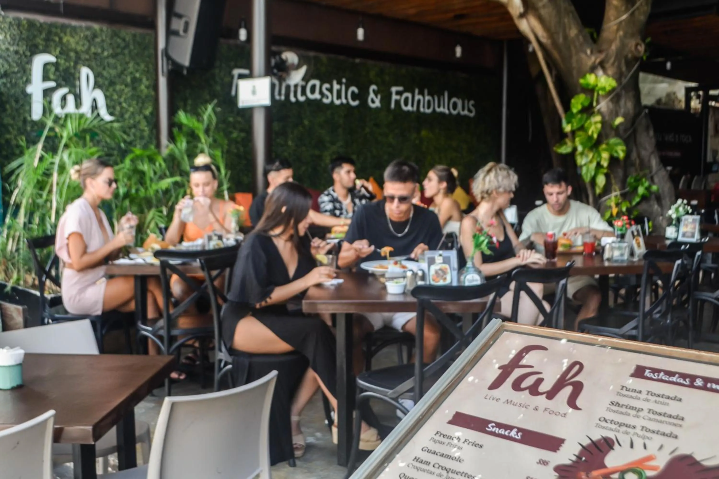 Restaurant/places to eat in Siesta Fiesta Hotel Adults Only - 5th Avenue