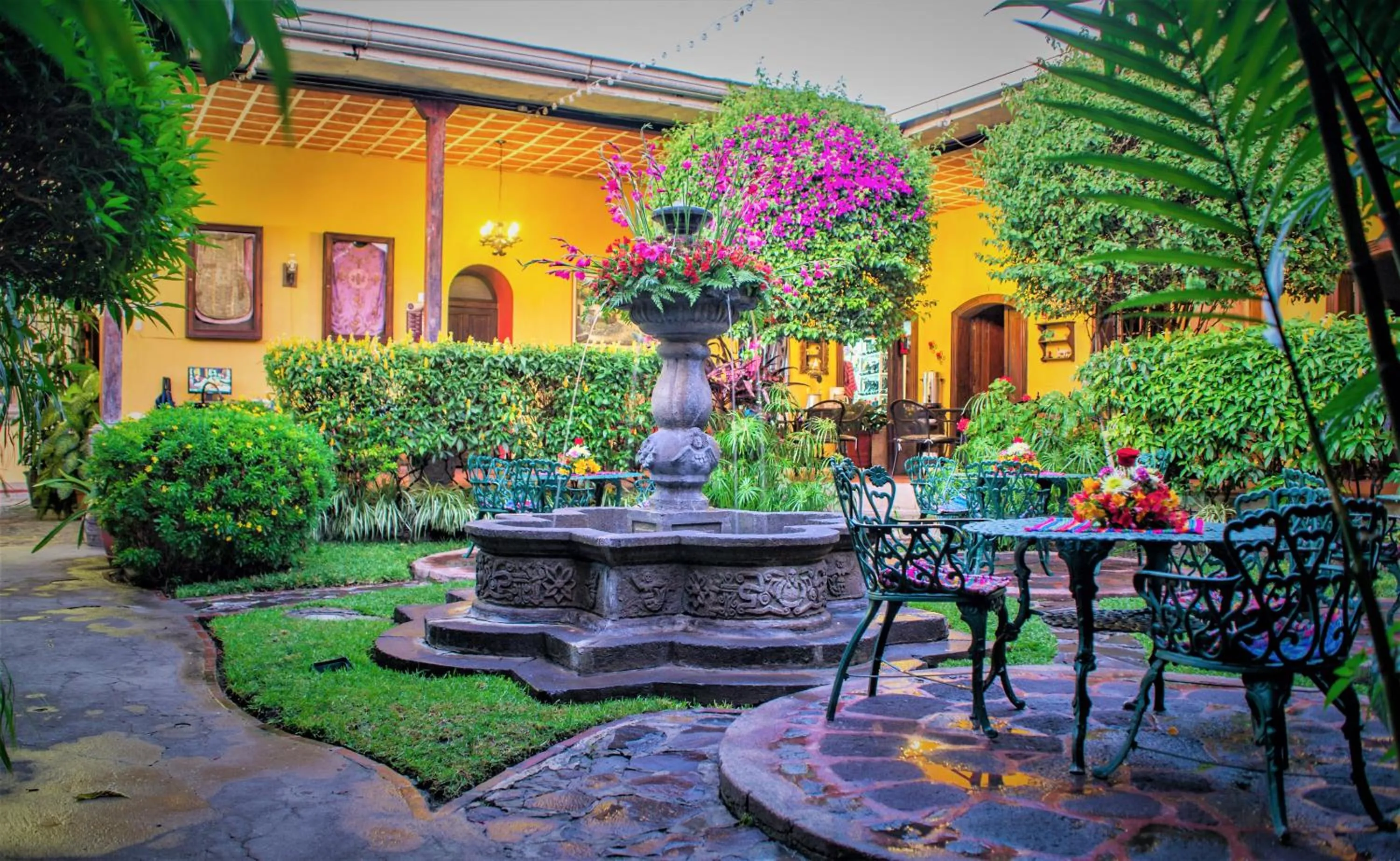 Garden in Hotel Casa Antigua by AHS