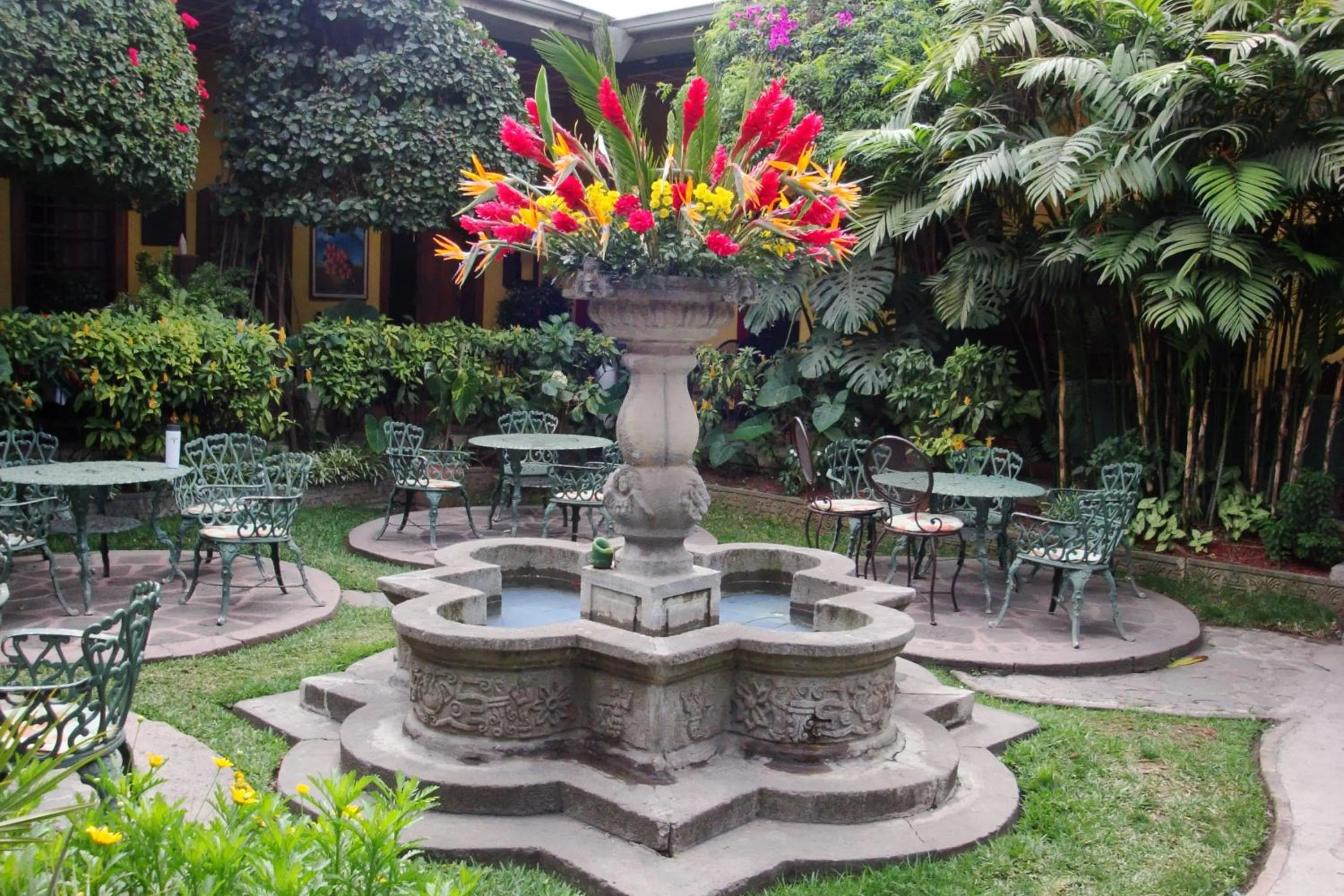 Garden in Hotel Casa Antigua by AHS