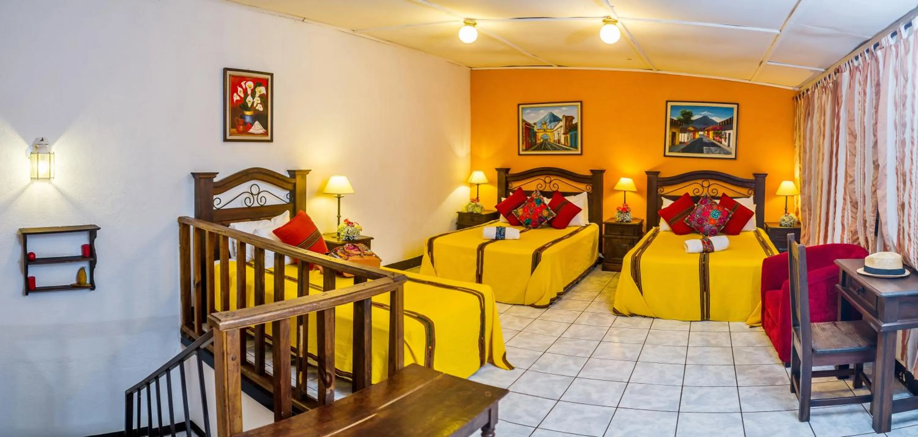 Photo of the whole room in Hotel Casa Antigua by AHS