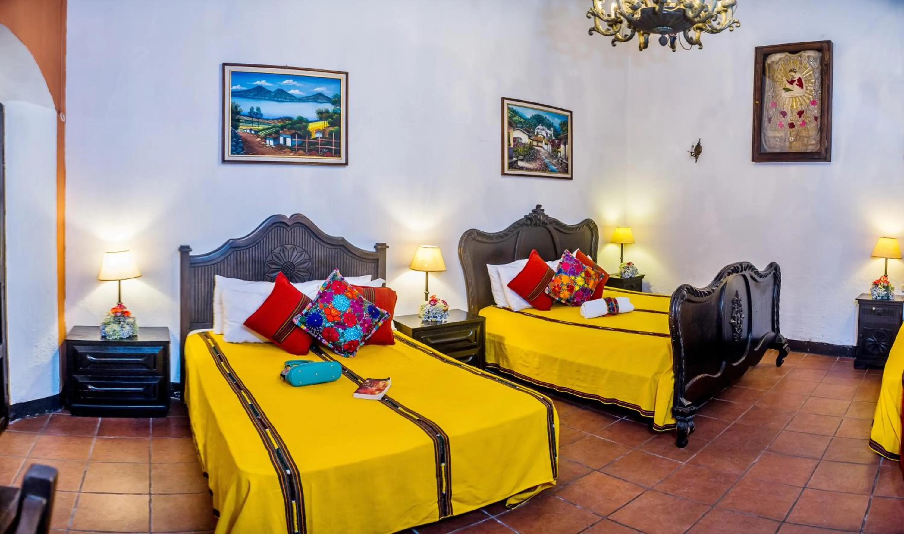 Photo of the whole room, Bed in Hotel Casa Antigua by AHS