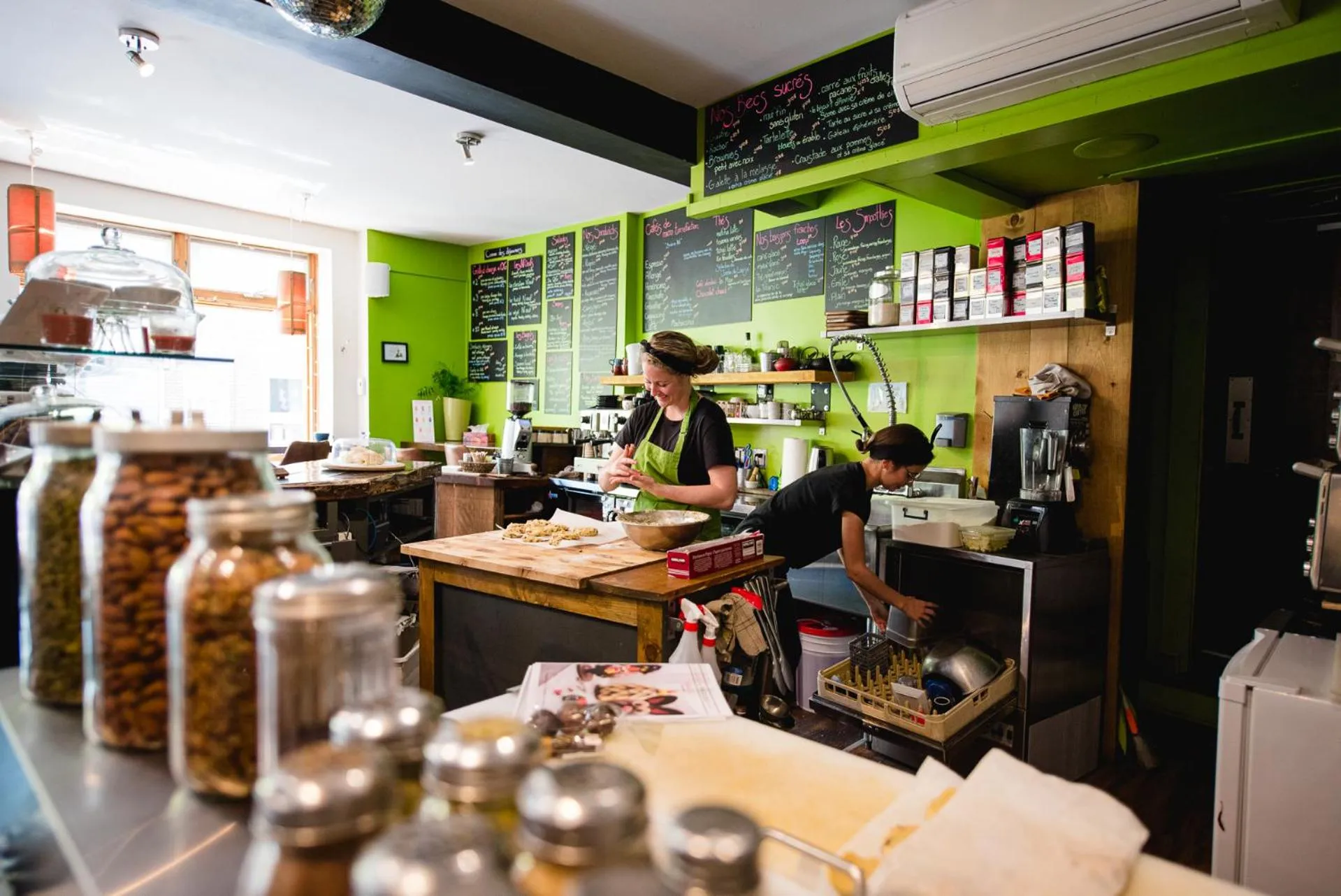 Restaurant/places to eat in L'Auberge du QG