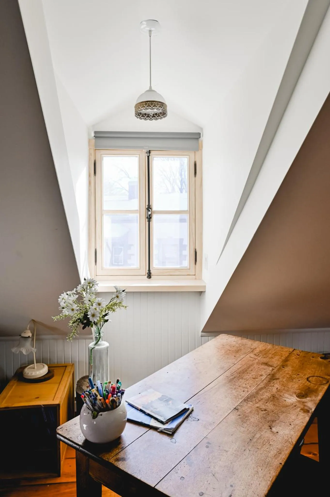 Seating area in L'Auberge du QG