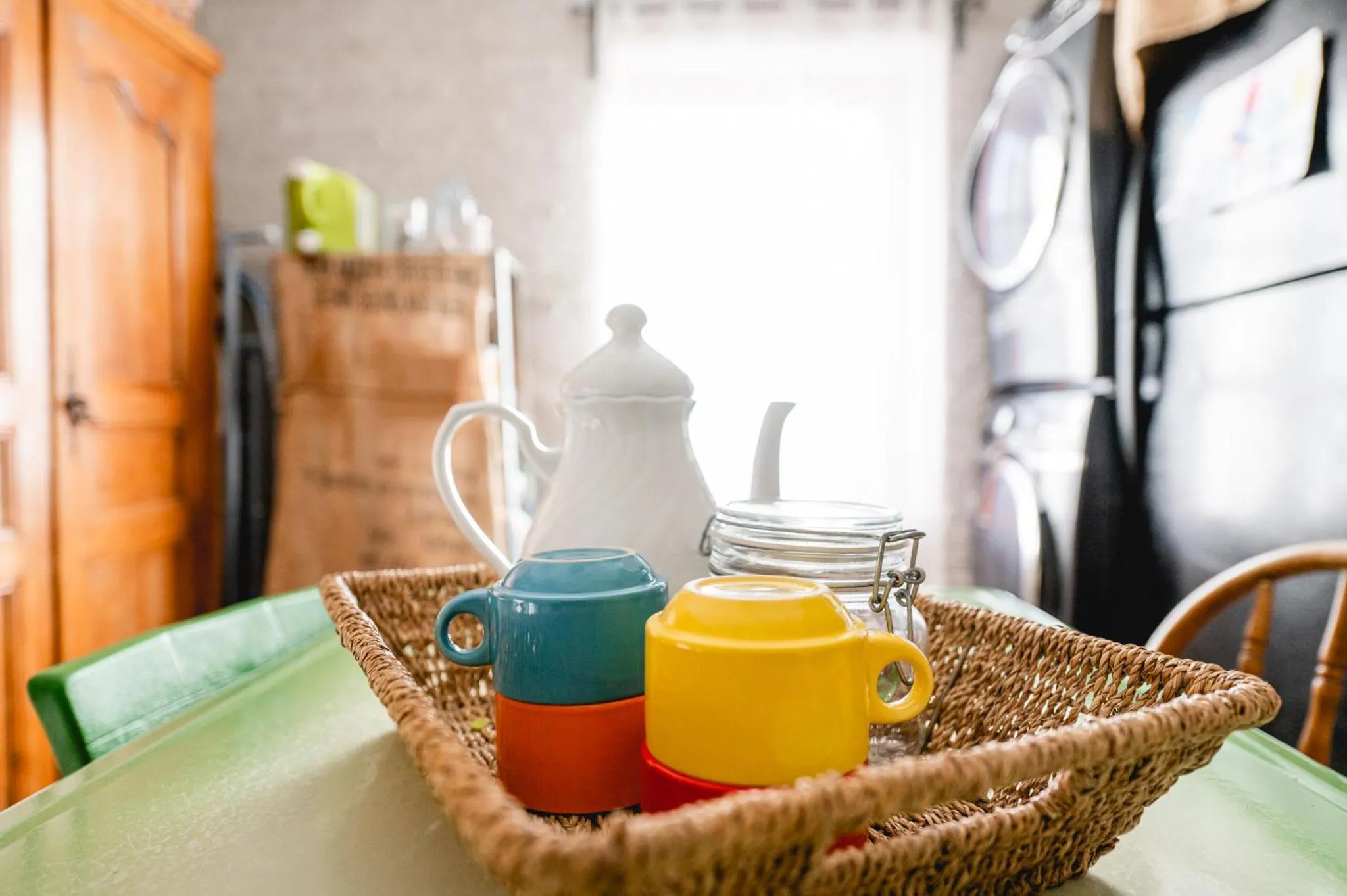 Communal kitchen in L'Auberge du QG