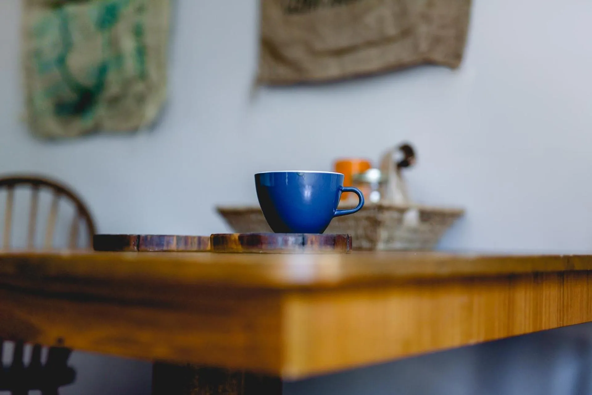 Communal kitchen in L'Auberge du QG