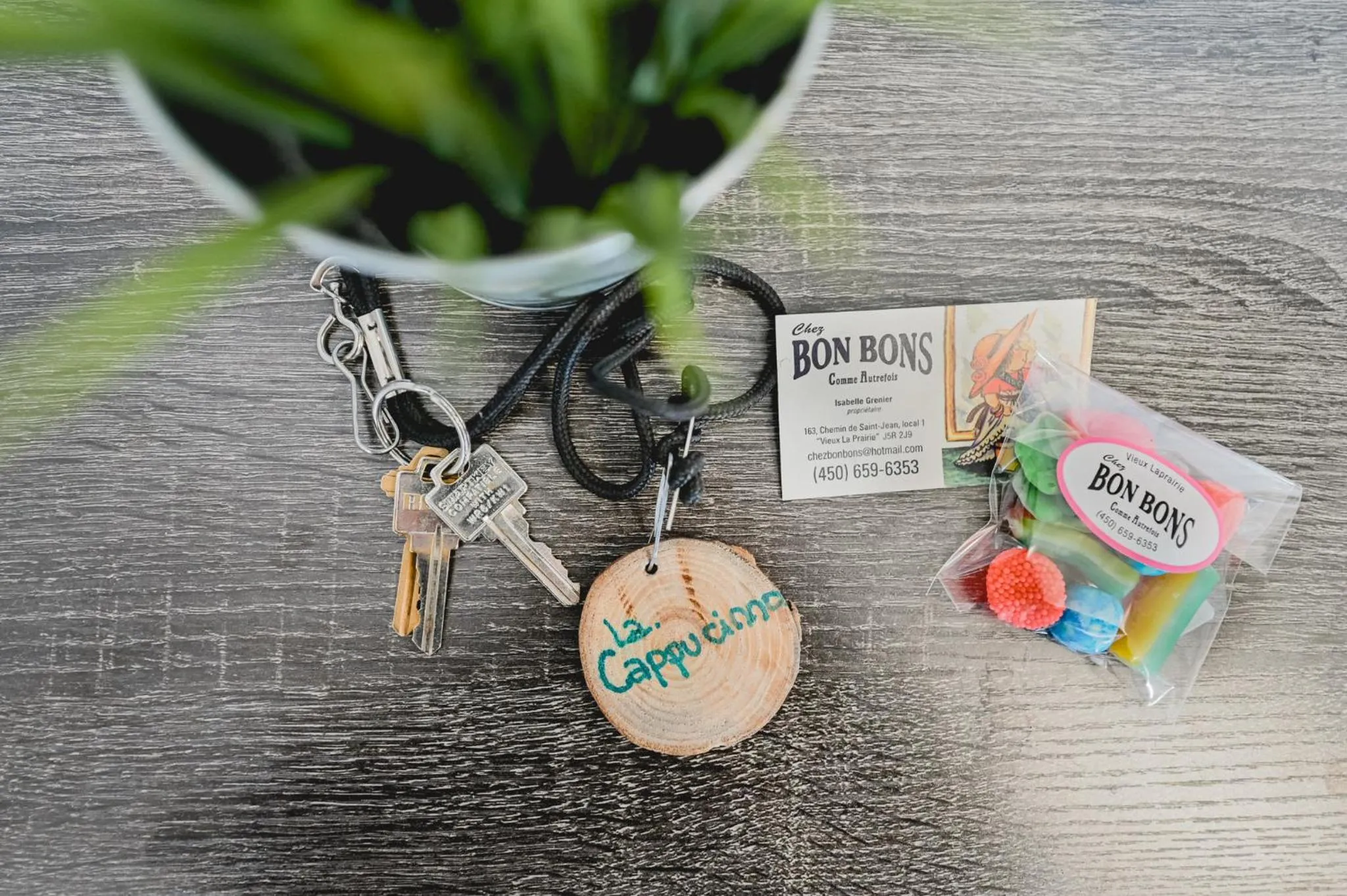 Decorative detail in L'Auberge du QG