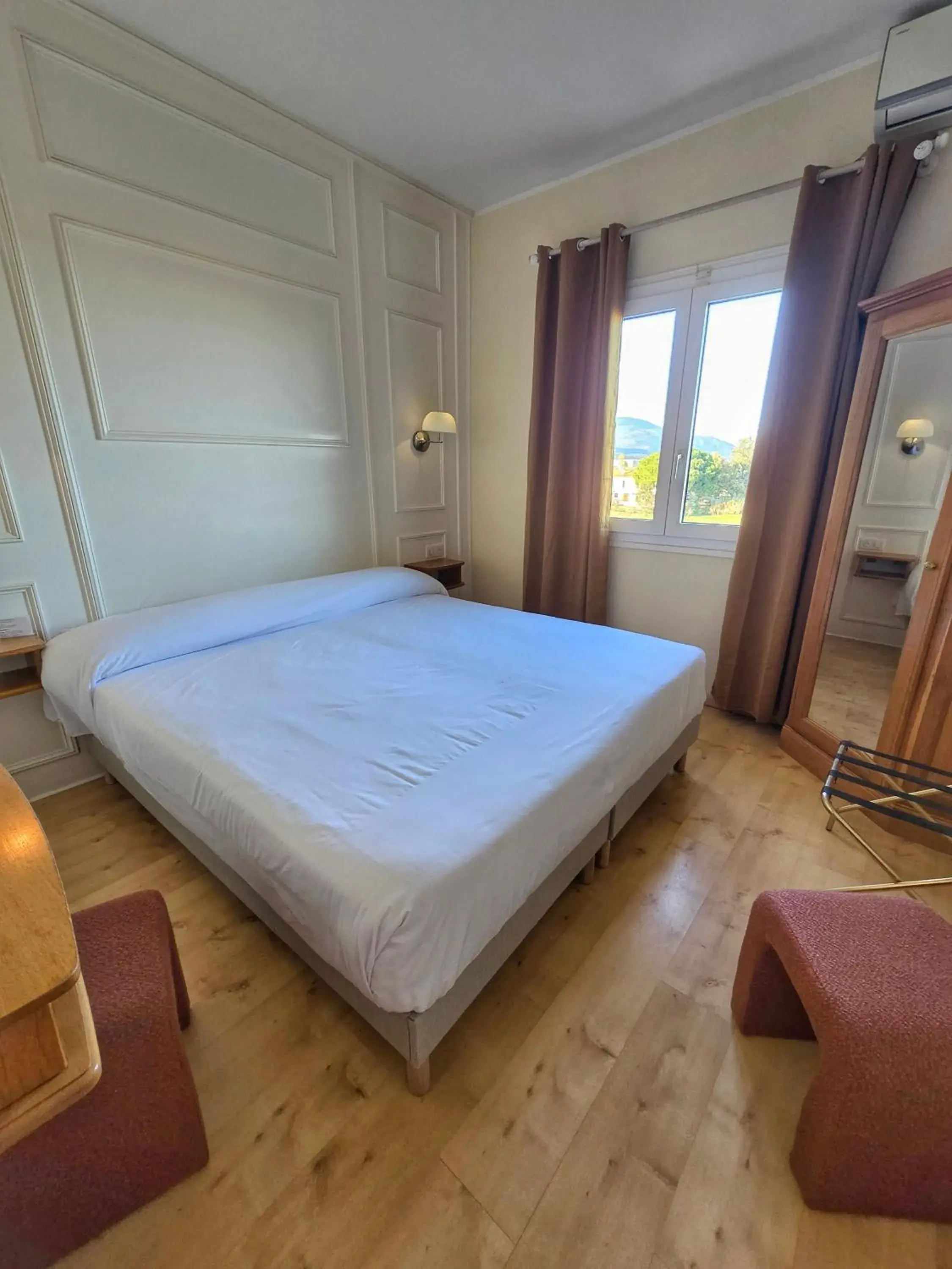 Double Room in Castellu Rossu Double Room in Castellu Rossu