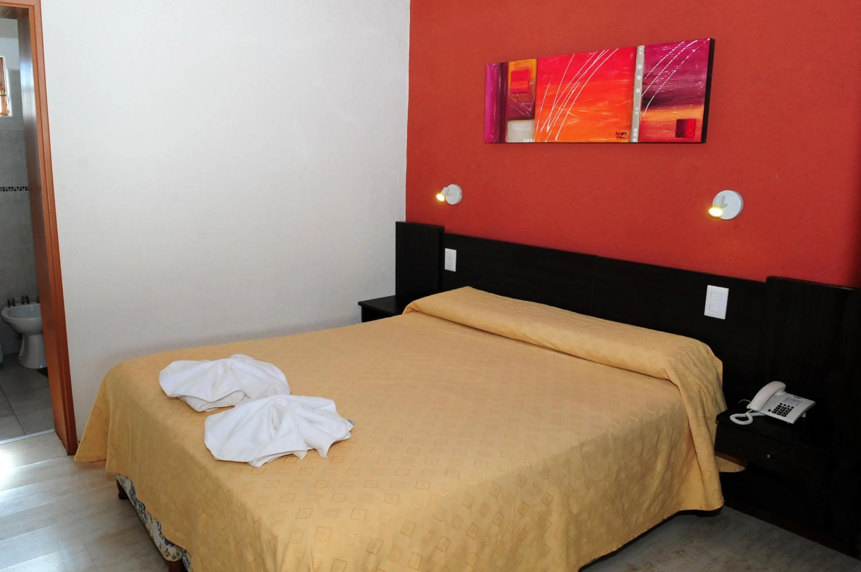 Bedroom, Bed in Hotel Presidente