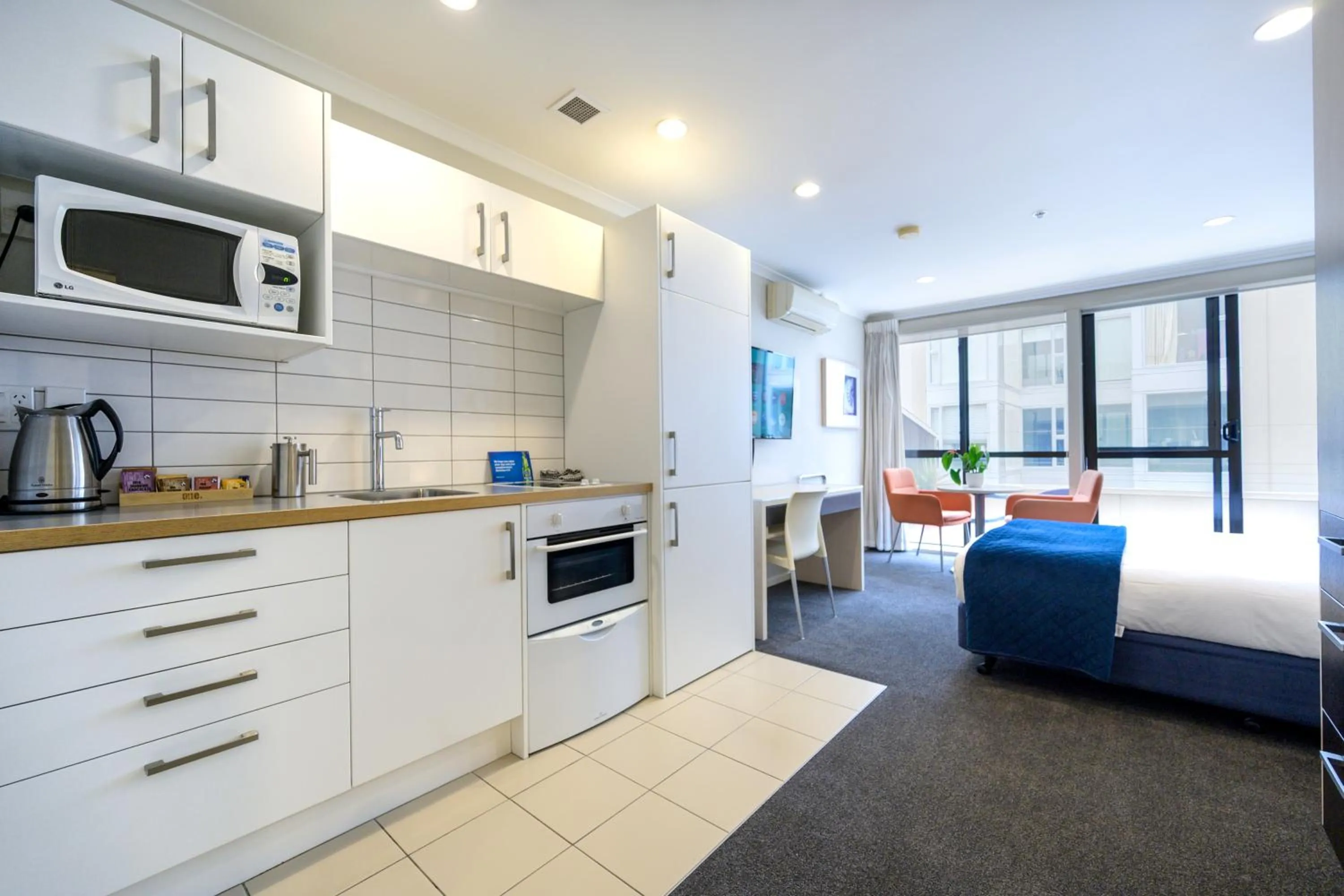 Kitchen or kitchenette in U Residence Hotel, Signature Collection by BW