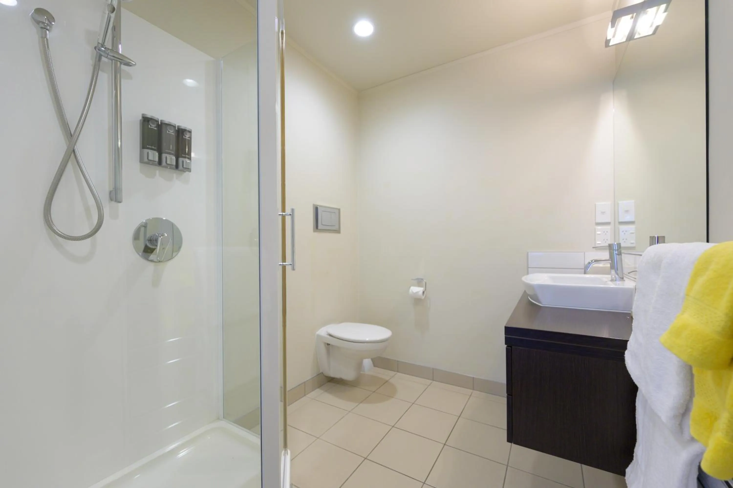 Bathroom in U Residence Hotel, Signature Collection by BW