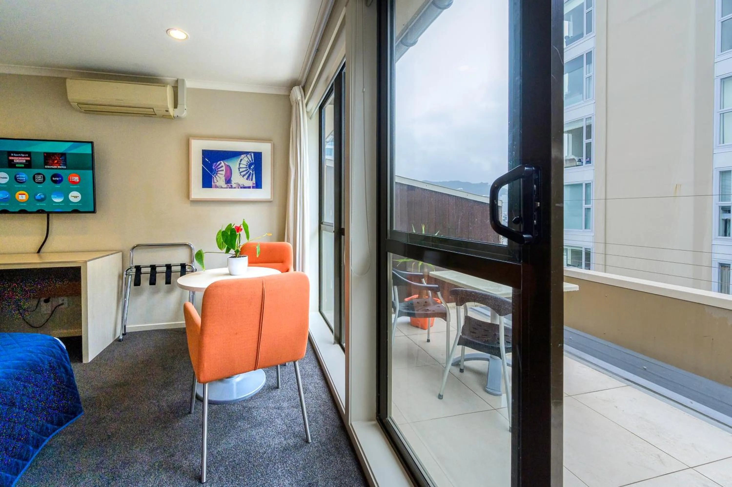 TV and multimedia in U Residence Hotel, Signature Collection by BW