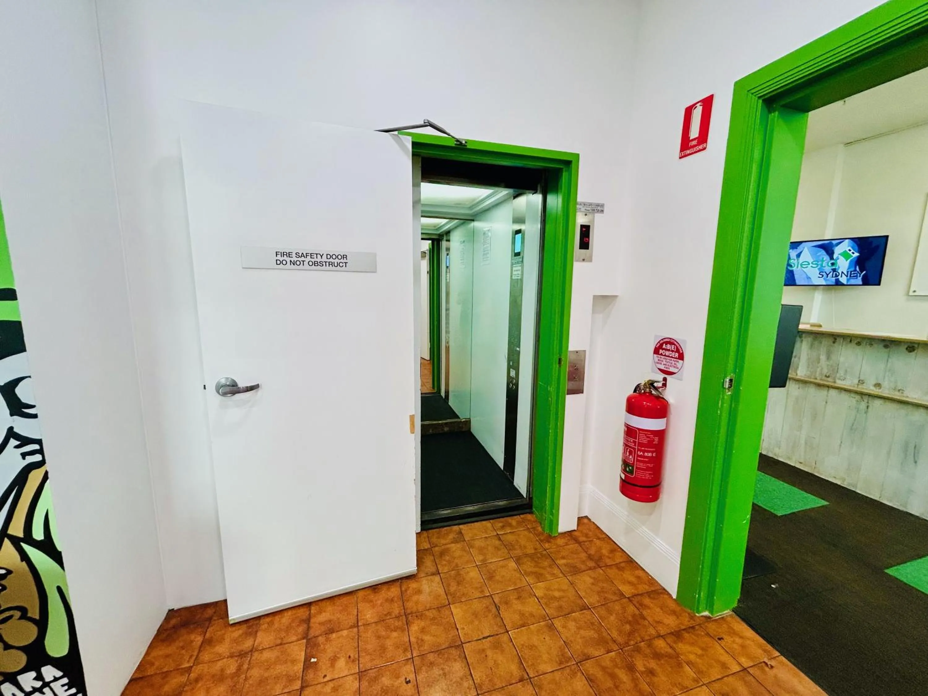 elevator in Siesta Sydney