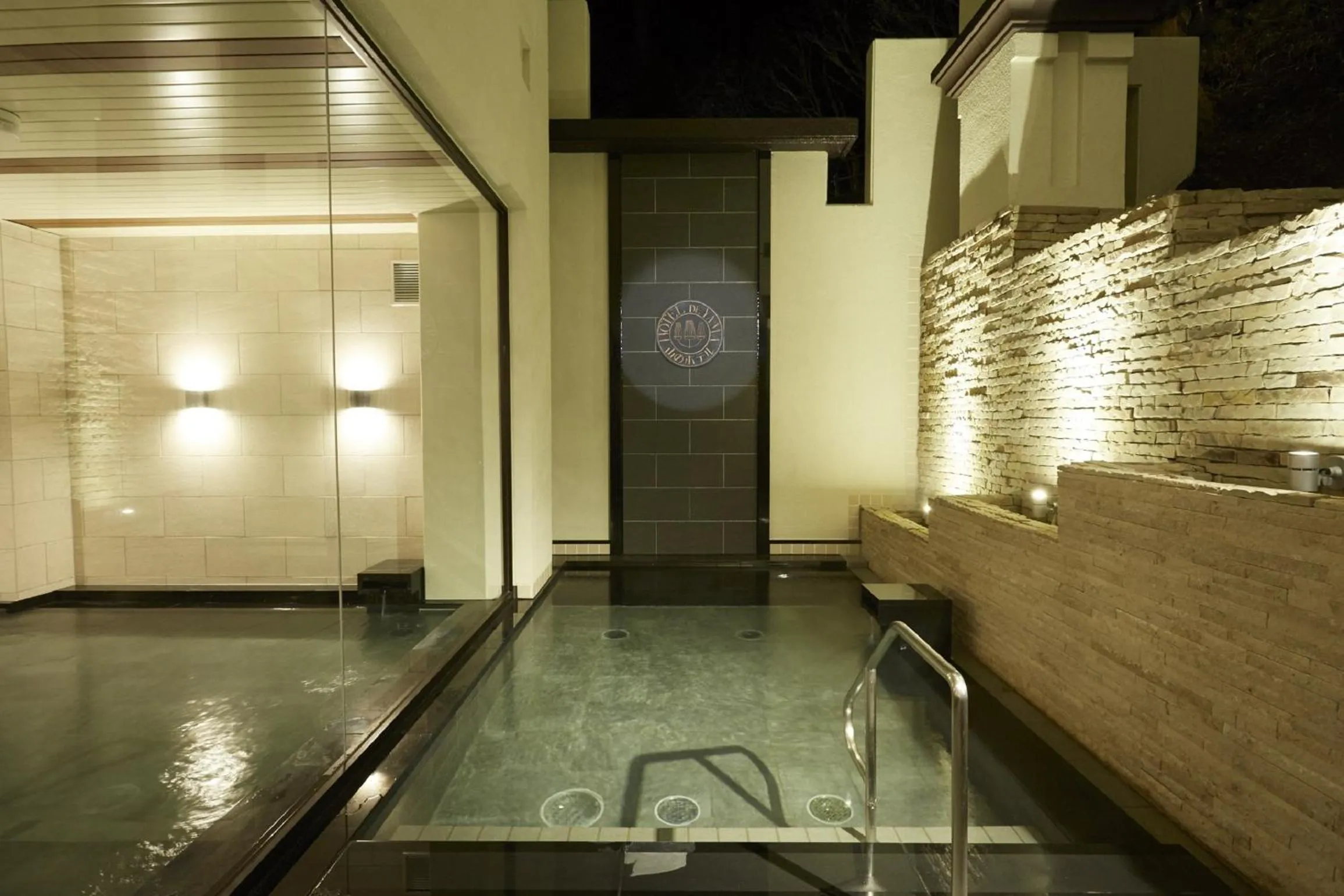 Open Air Bath in Odakyu Hotel de Yama