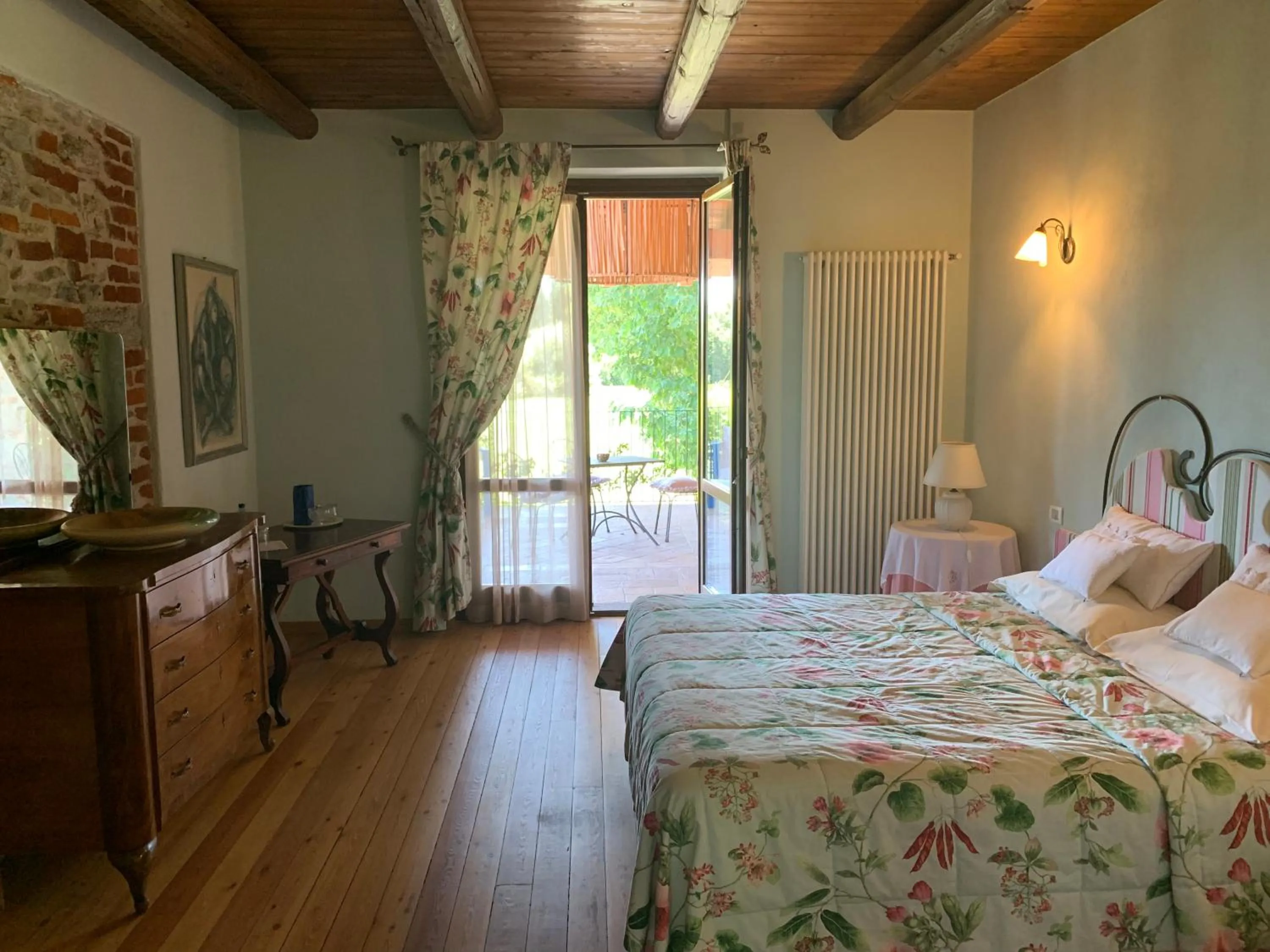 Bed in Tenuta La Quassa