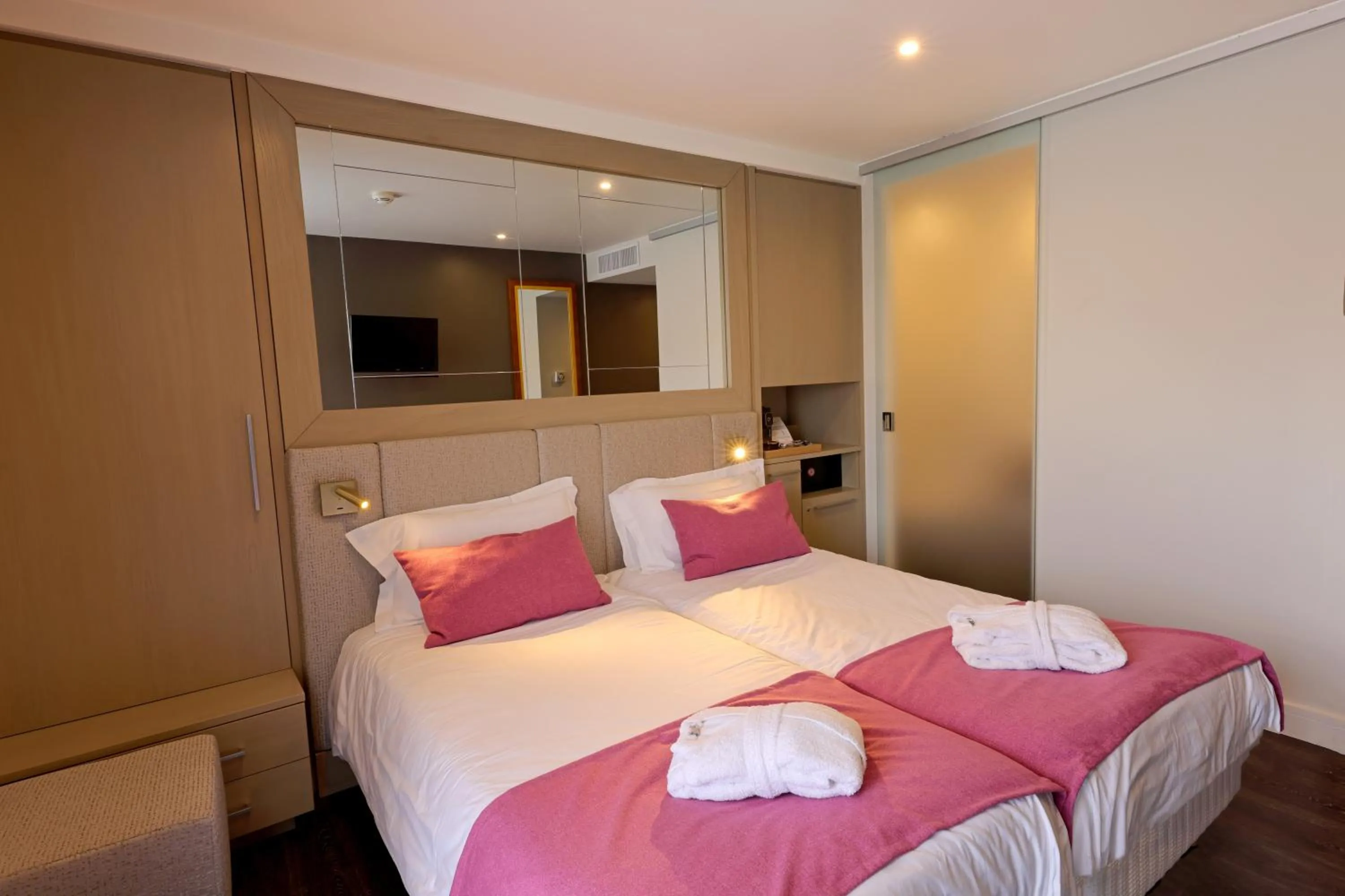 Photo of the whole room, Bed in Hotel Saint Christophe