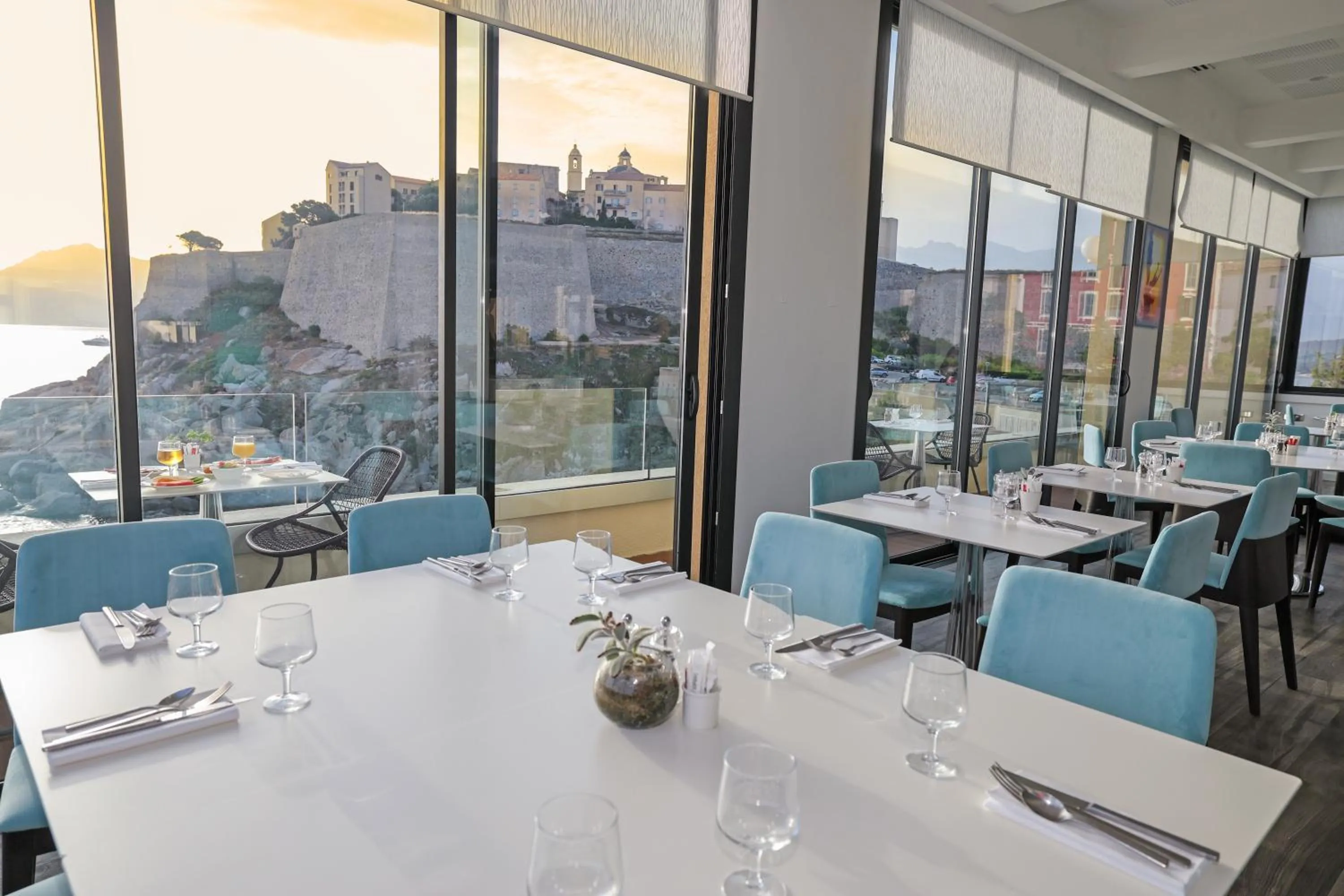 Restaurant/places to eat in Hotel Saint Christophe