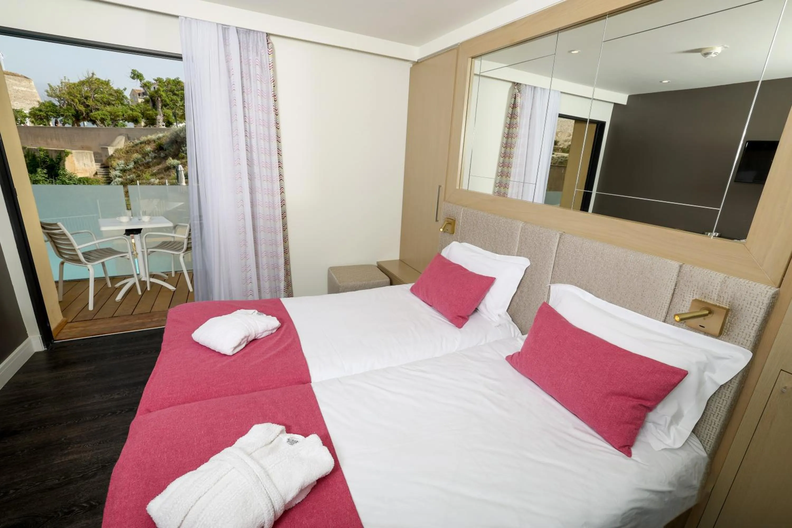 Photo of the whole room, Bed in Hotel Saint Christophe