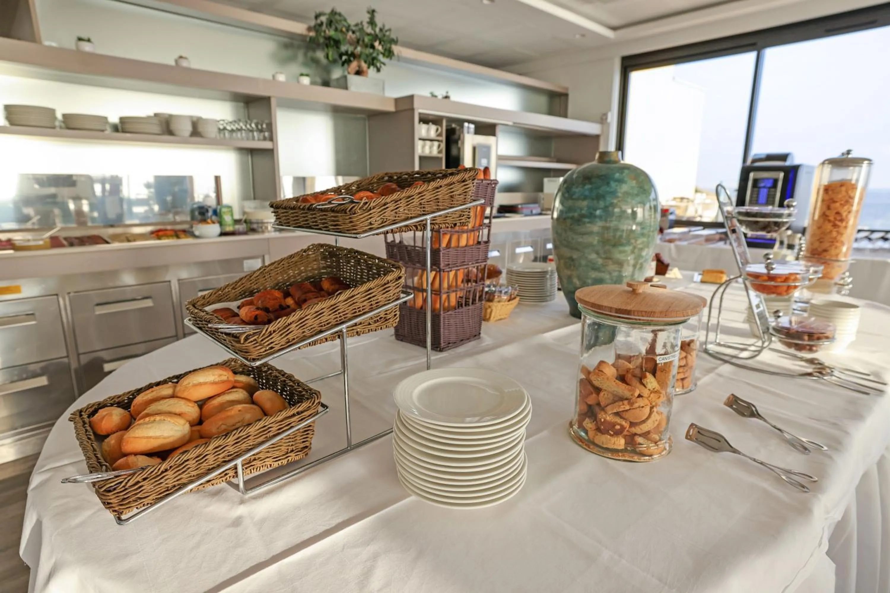 Buffet breakfast in Hotel Saint Christophe