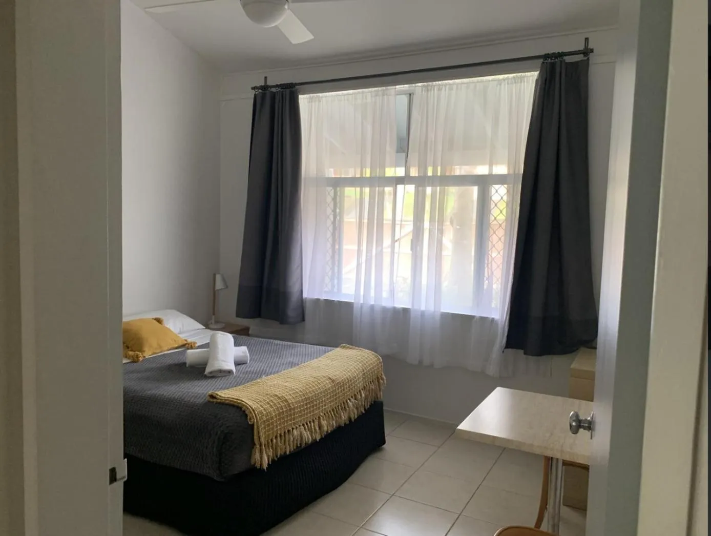 Bed in Ocean Shores Motel