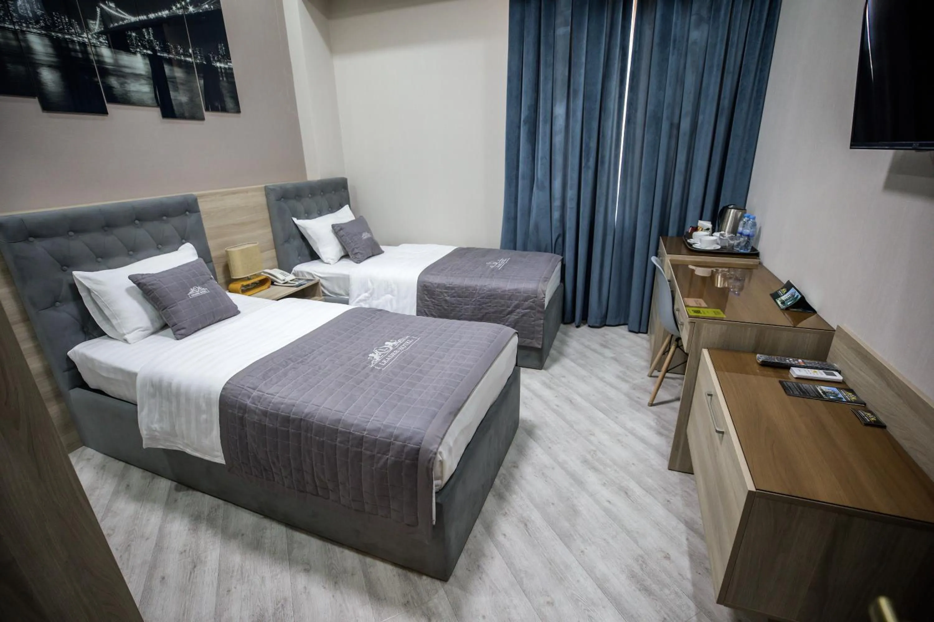 Photo of the whole room, Bed in Leader Hotel