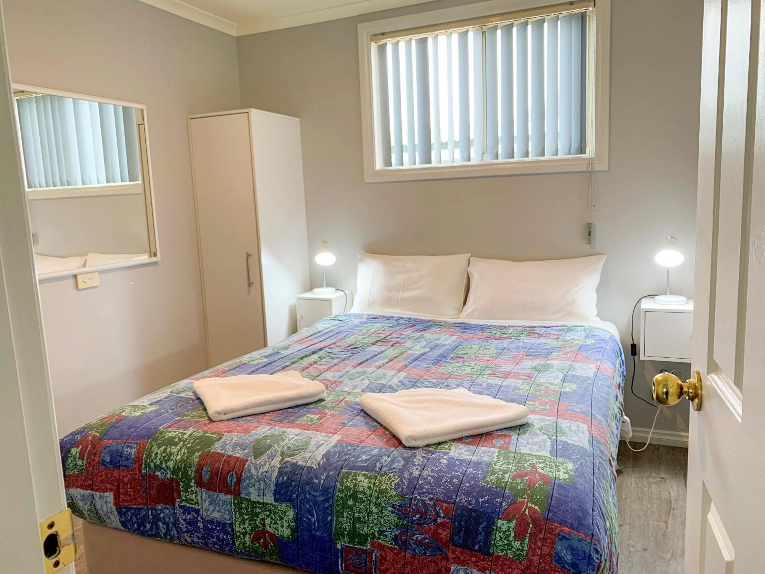 Bed in Riverview Tourist Park