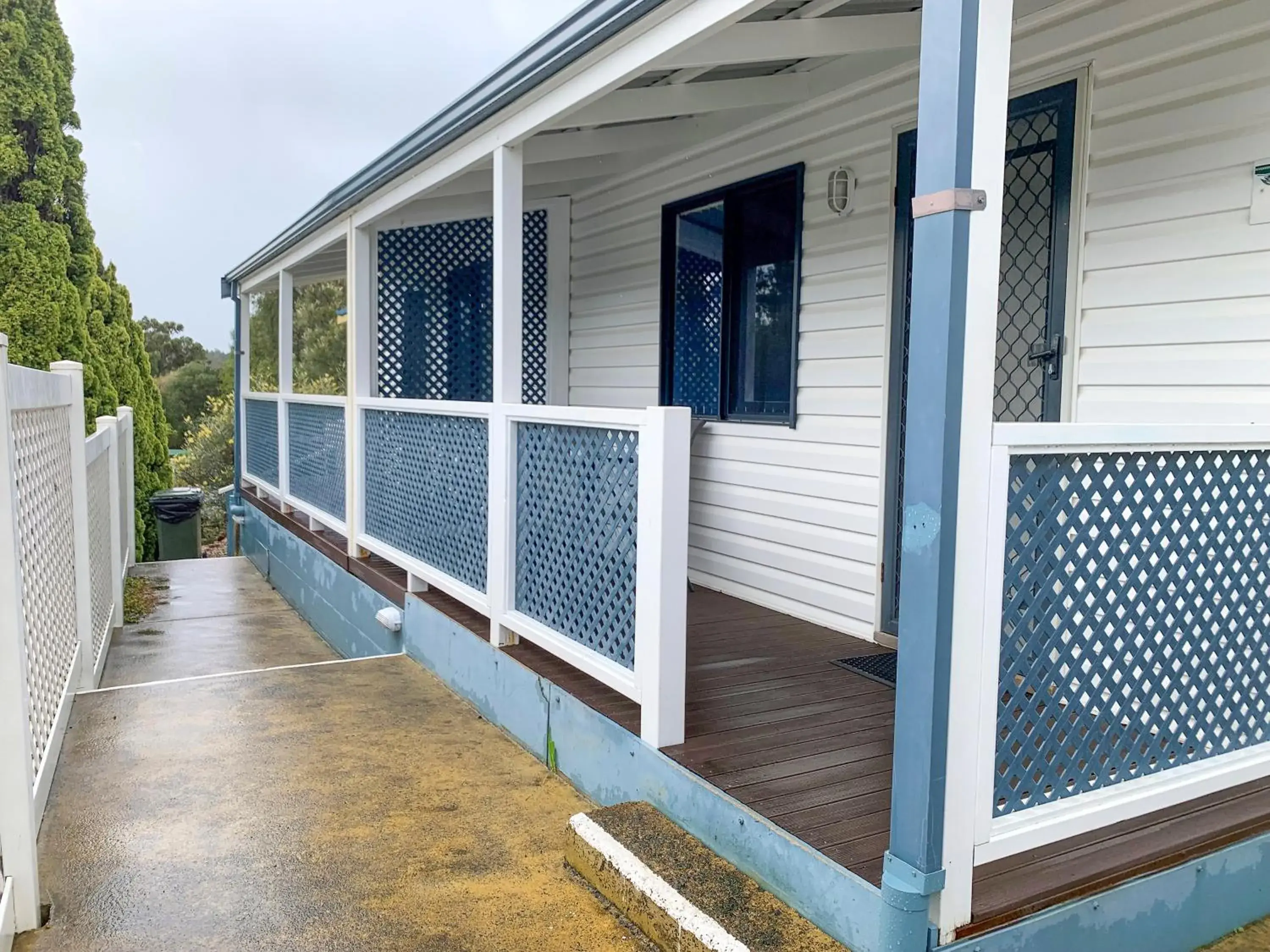 Studio Cabin in Riverview Tourist Park Studio Cabin in Riverview Tourist Park