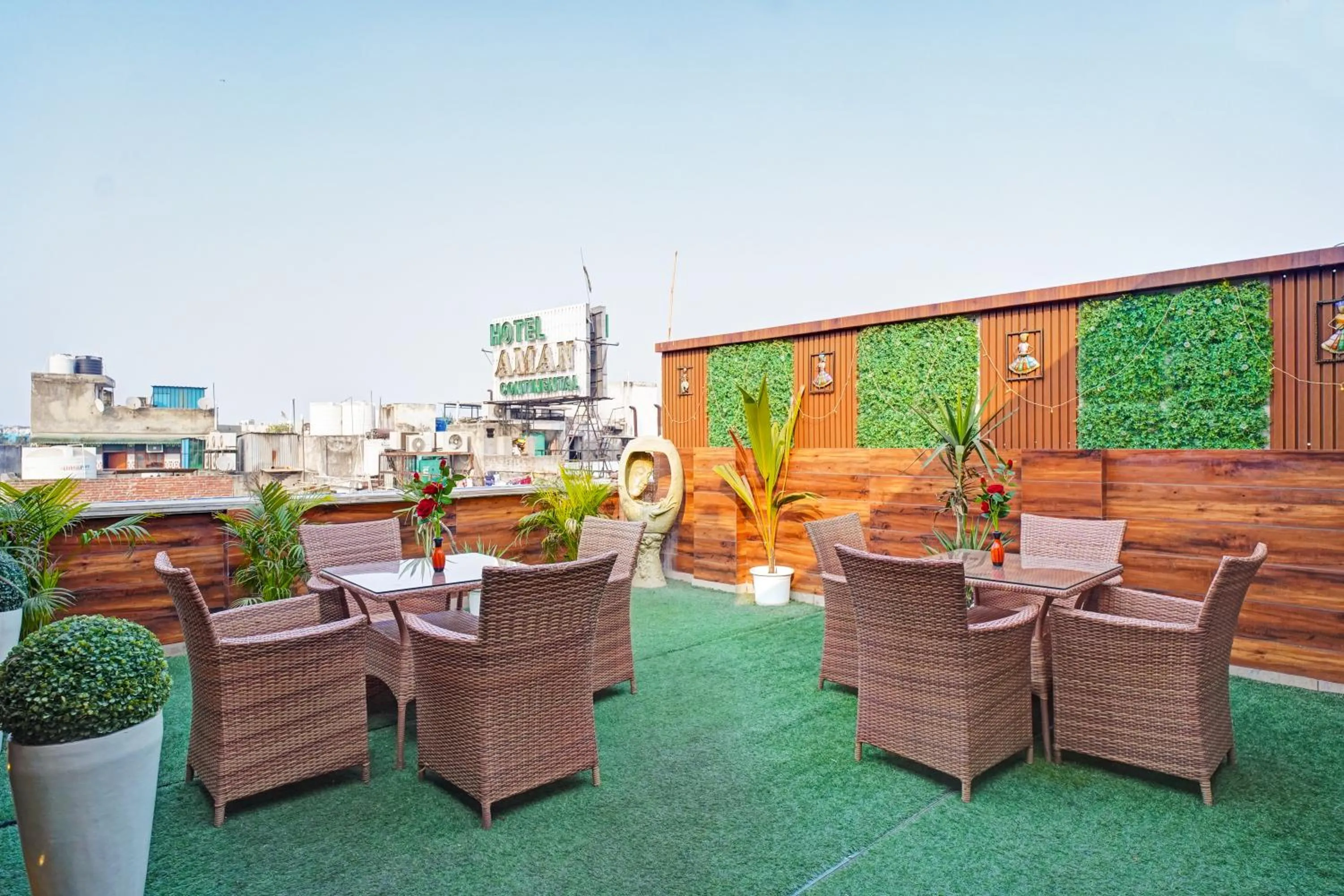 Patio in Hotel Gold Palace - 03 Mins Walk From New Delhi Railway Station
