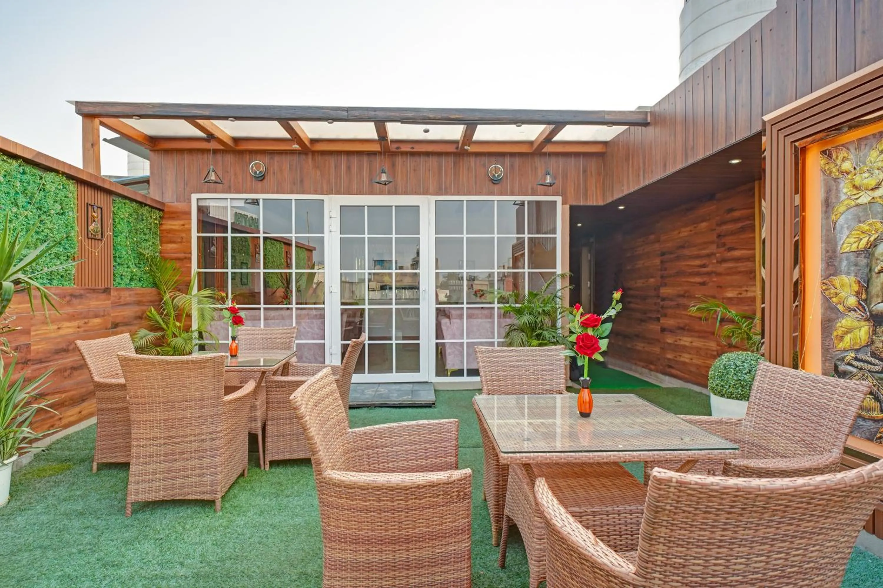 Patio in Hotel Gold Palace - 03 Mins Walk From New Delhi Railway Station