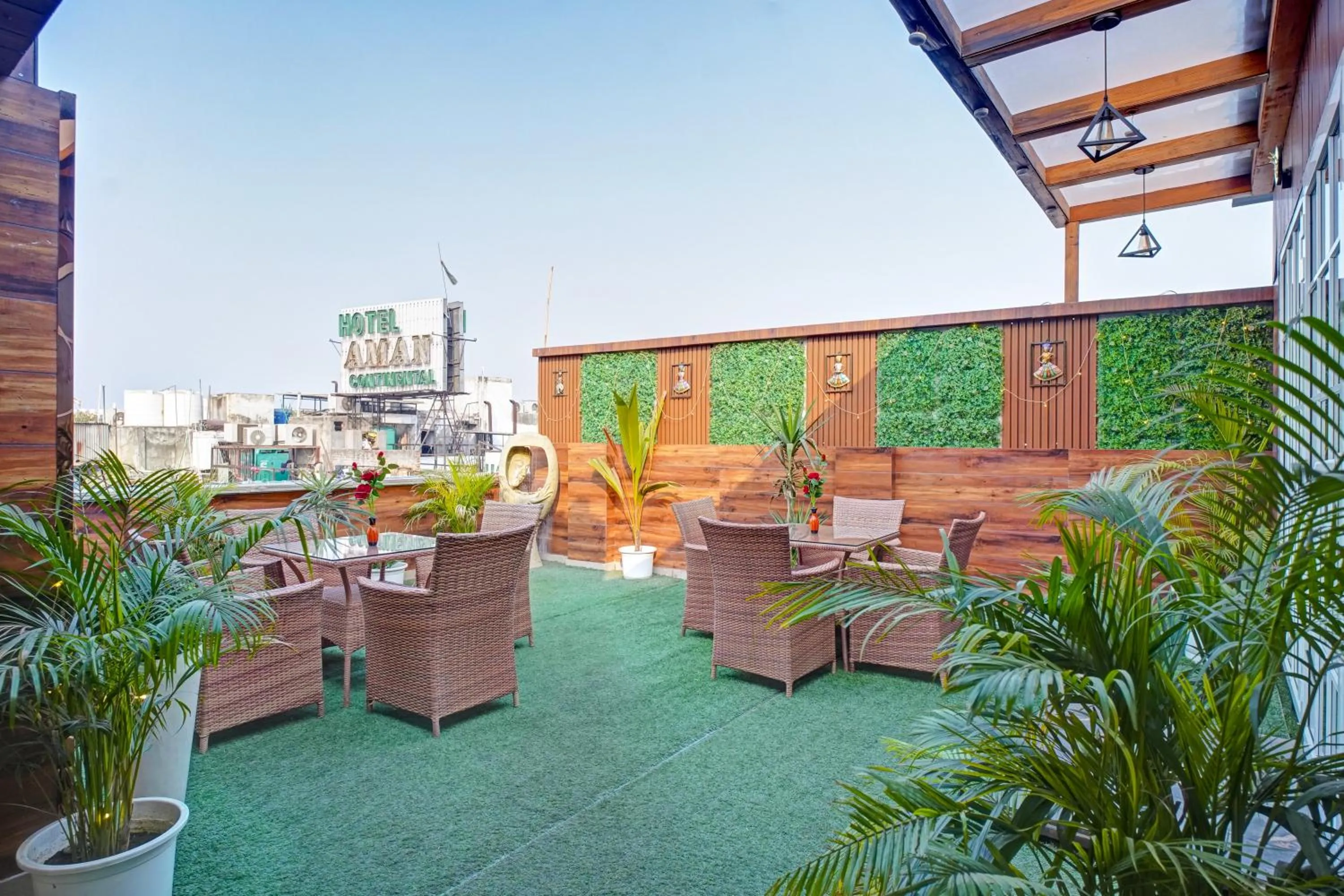 Patio in Hotel Gold Palace - 03 Mins Walk From New Delhi Railway Station