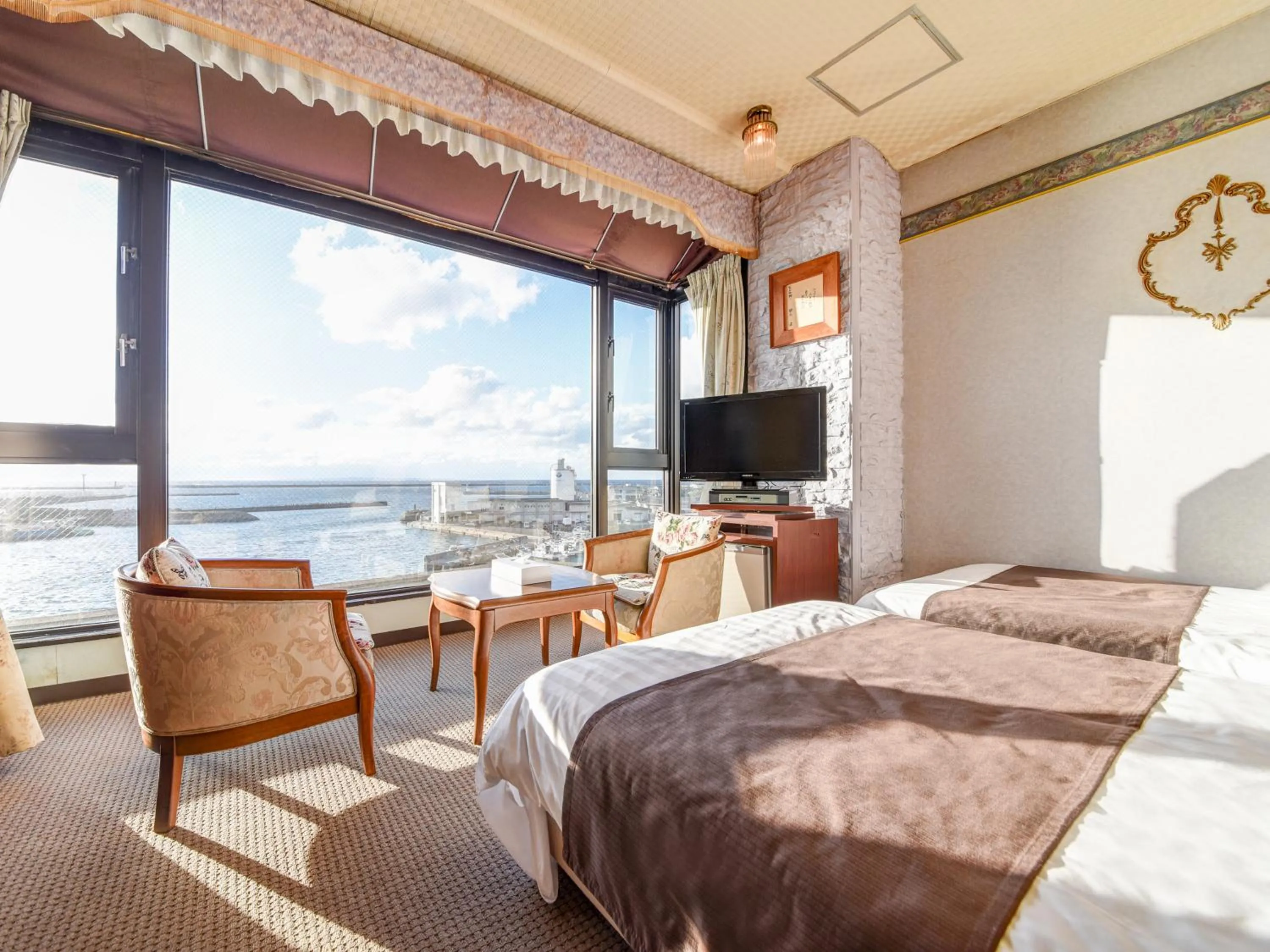 Photo of the whole room, Bed in Tanegashima Araki Hotel