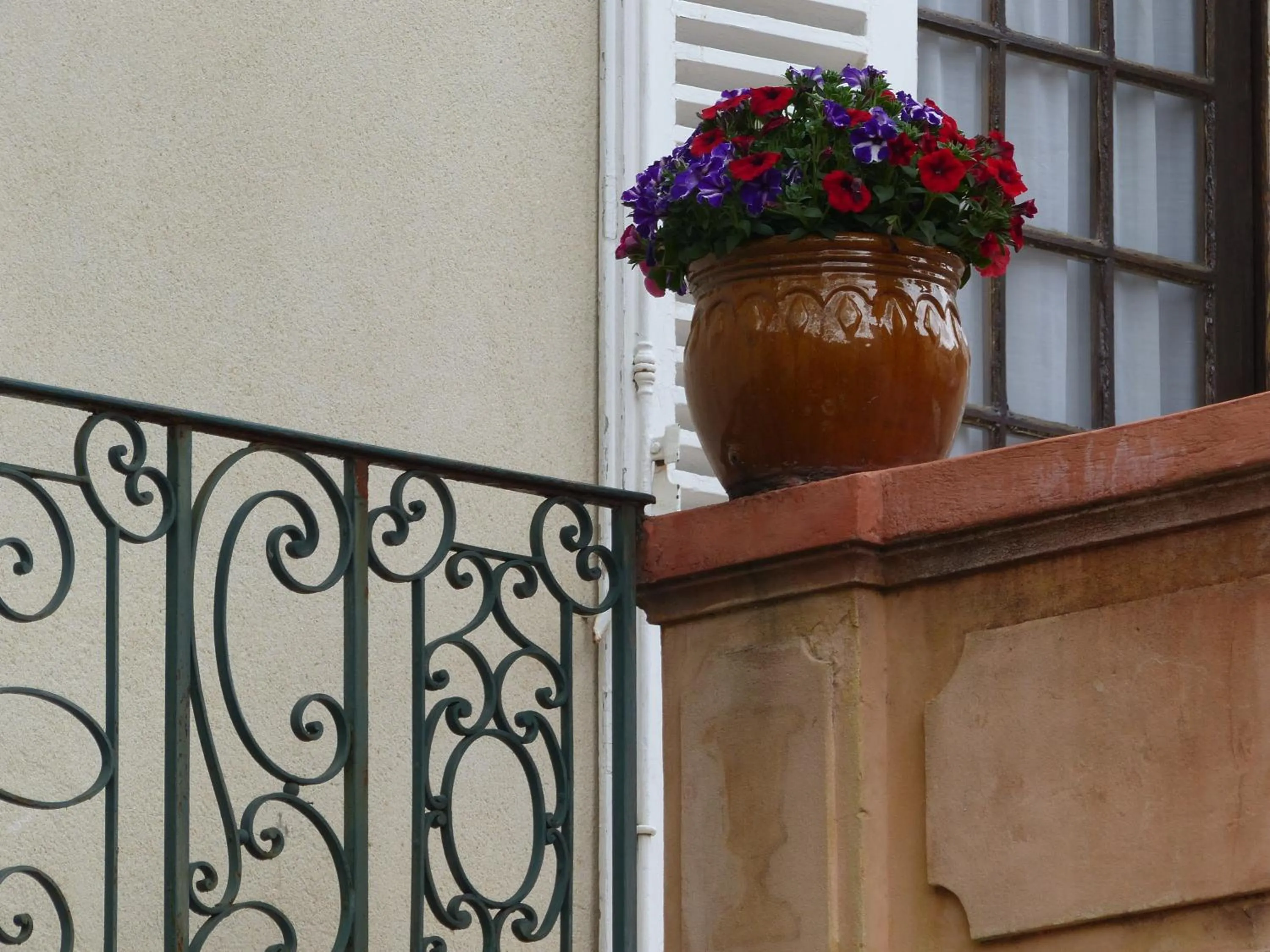 Balcony/Terrace in Hôtel du Fiacre
