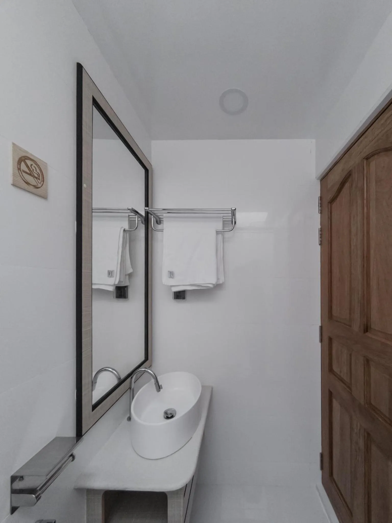 Bathroom in Club Kaafu Maldives