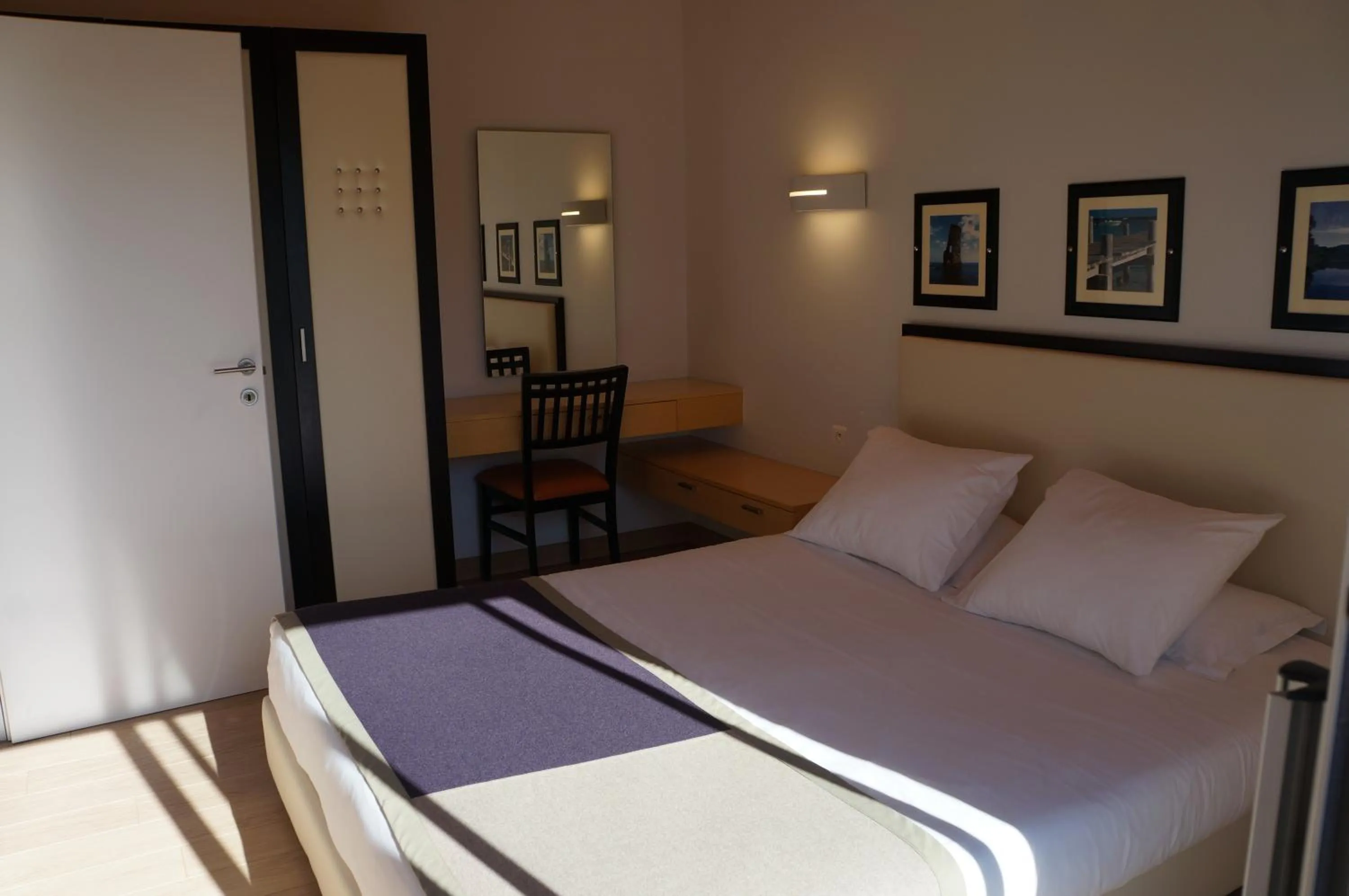 Photo of the whole room, Bed in Résidence Cala Sultana