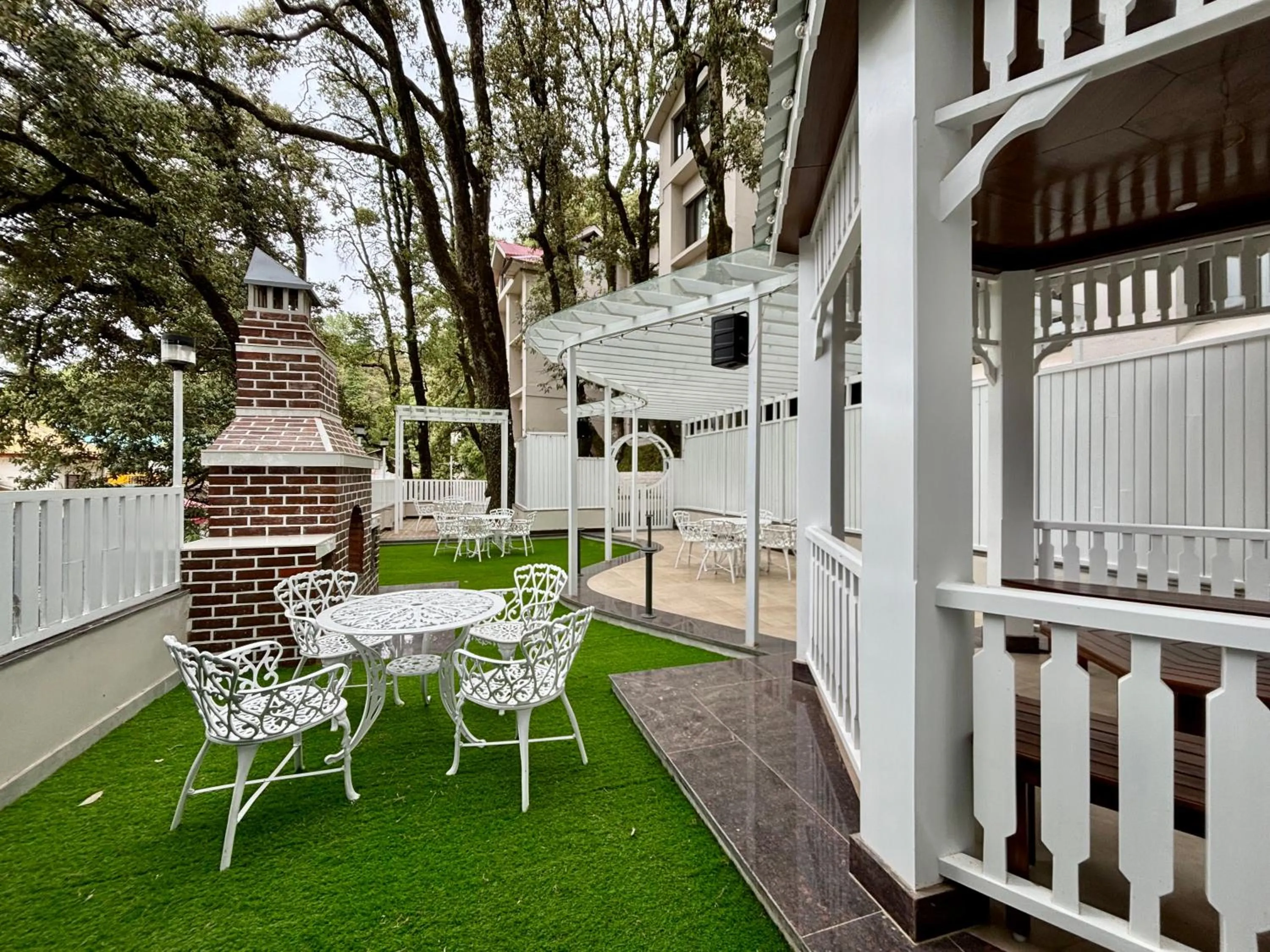 Spring in Indraprastha Resort - Centrally Heated Rooms, with Gym, Games & Spa