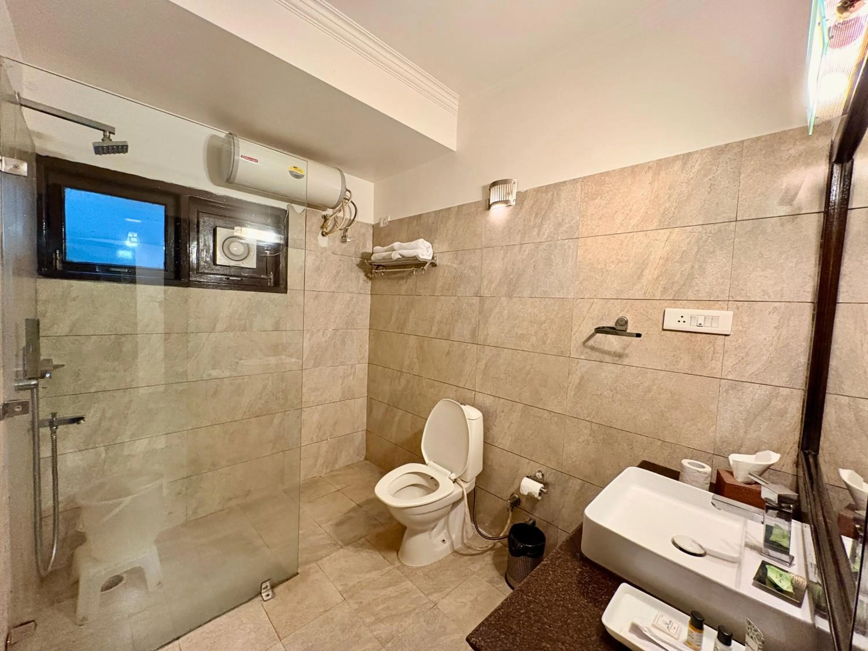 Bathroom in Indraprastha Resort Dalhousie