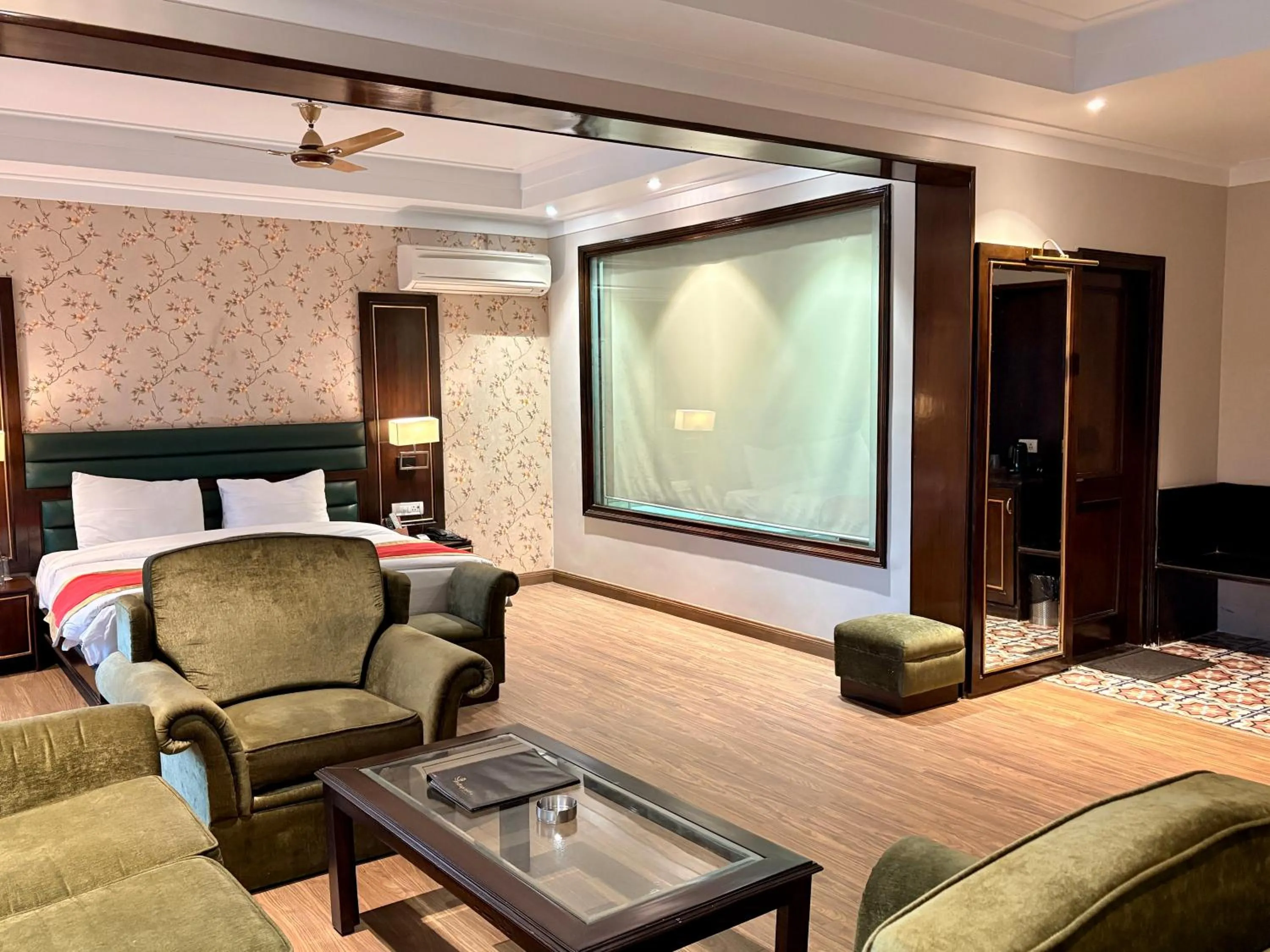 Bedroom, Bed in Indraprastha Resort Dalhousie