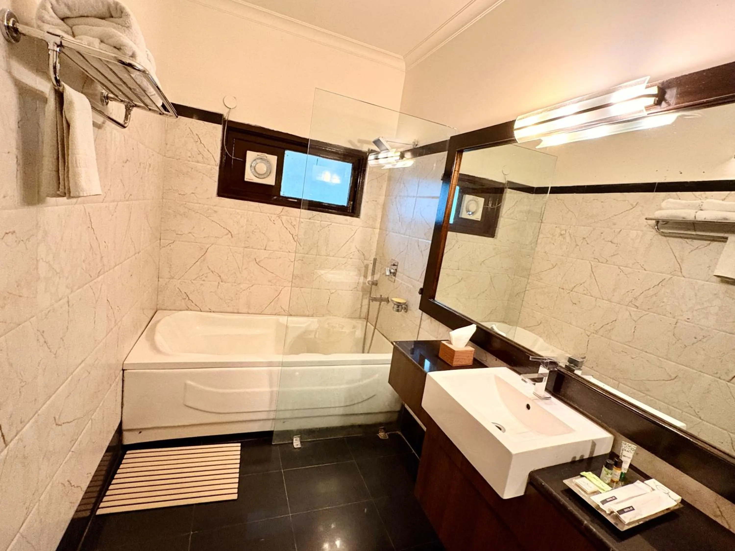 Bathroom in Indraprastha Resort Dalhousie