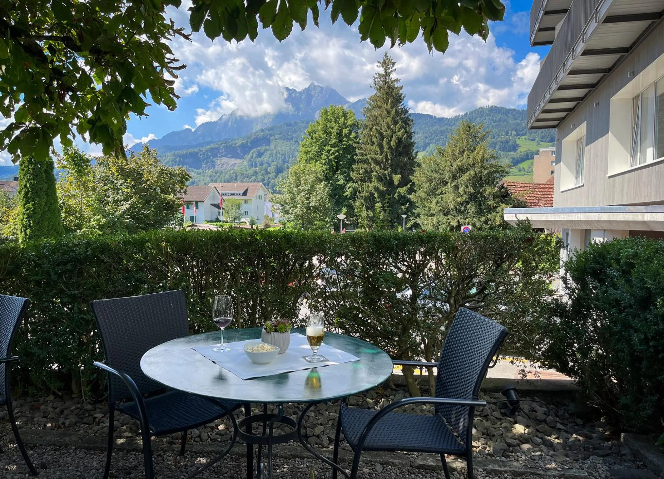 Spring in Boutique Hotel Waldegg - Self-Check-in