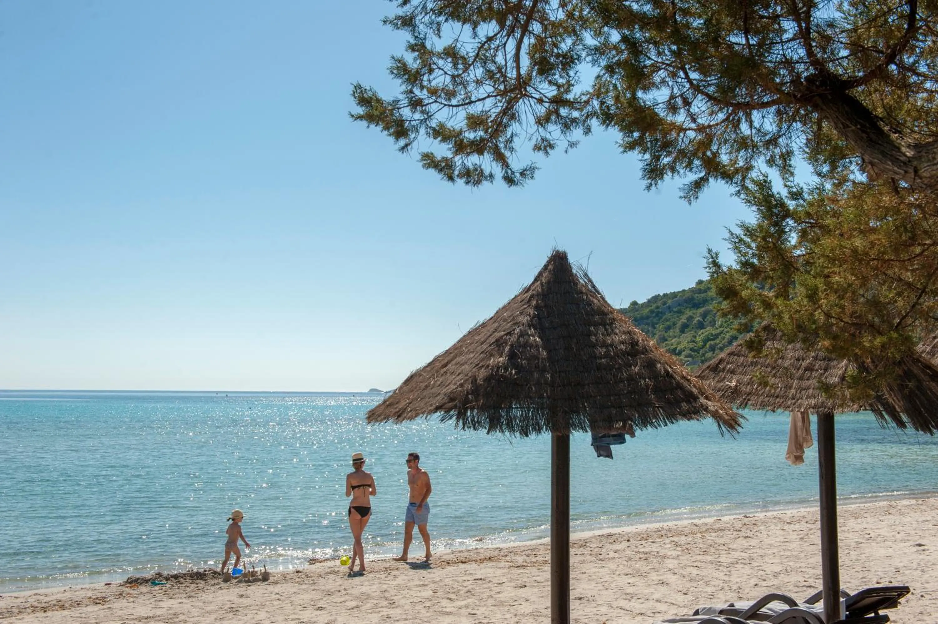 Beach in Hôtel & Lodges Moby Dick