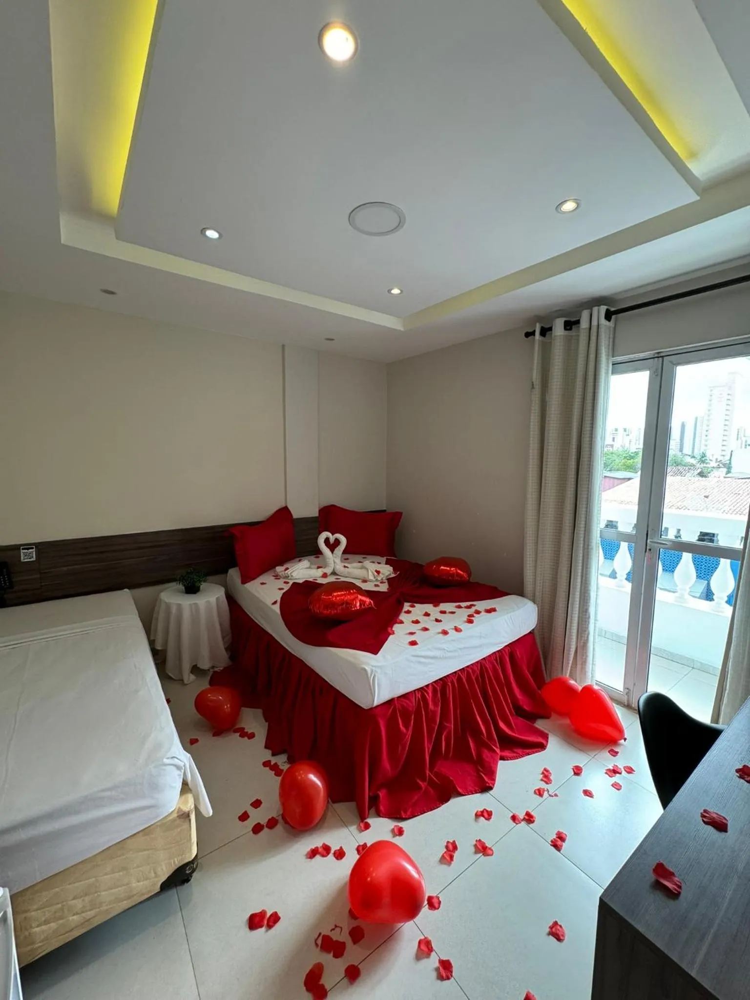 Bed in Angra Praia Hotel