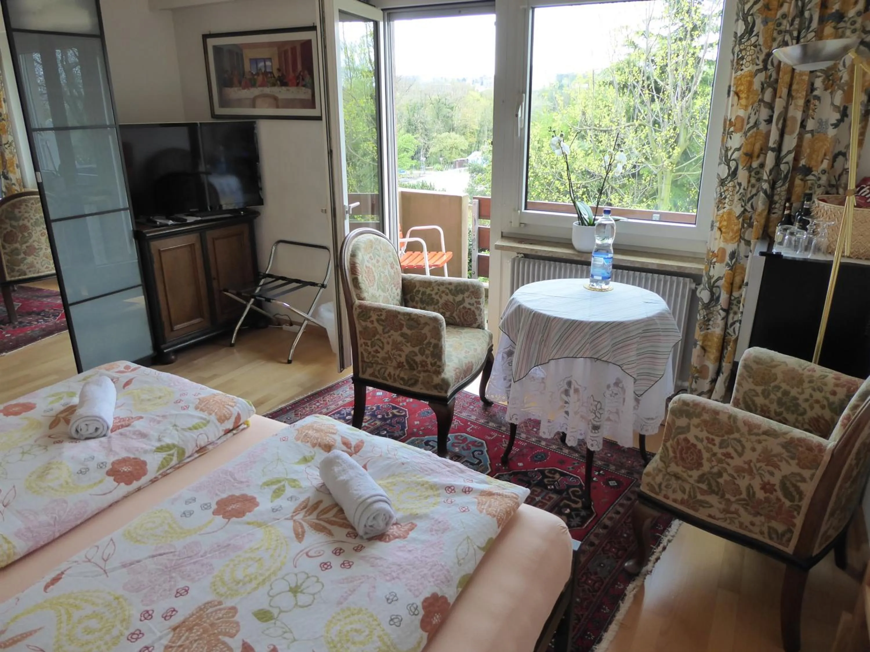 TV and multimedia, Bed in B&B Pappelweg - 2