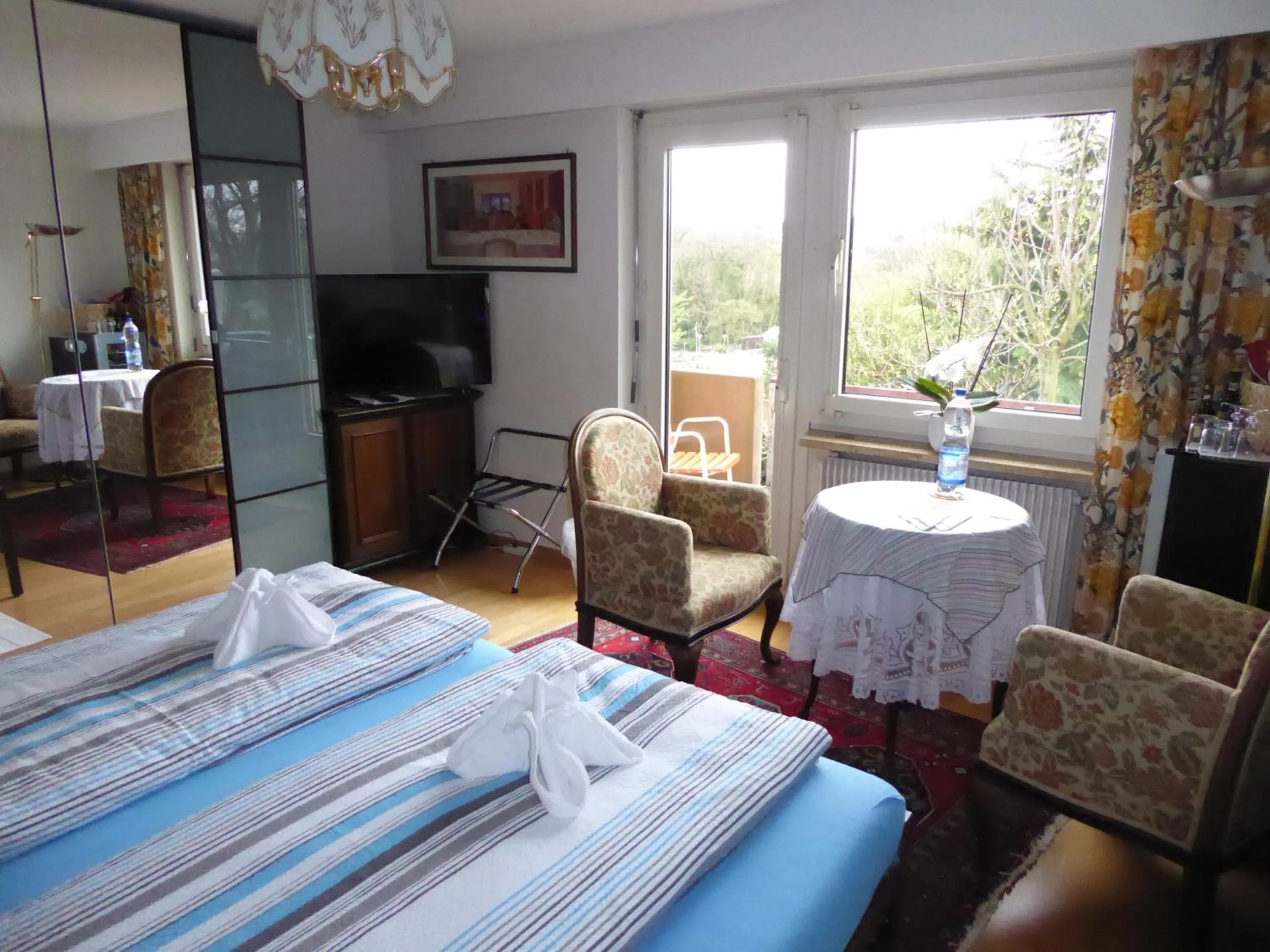 Decorative detail, Bed in B&B Pappelweg - 2