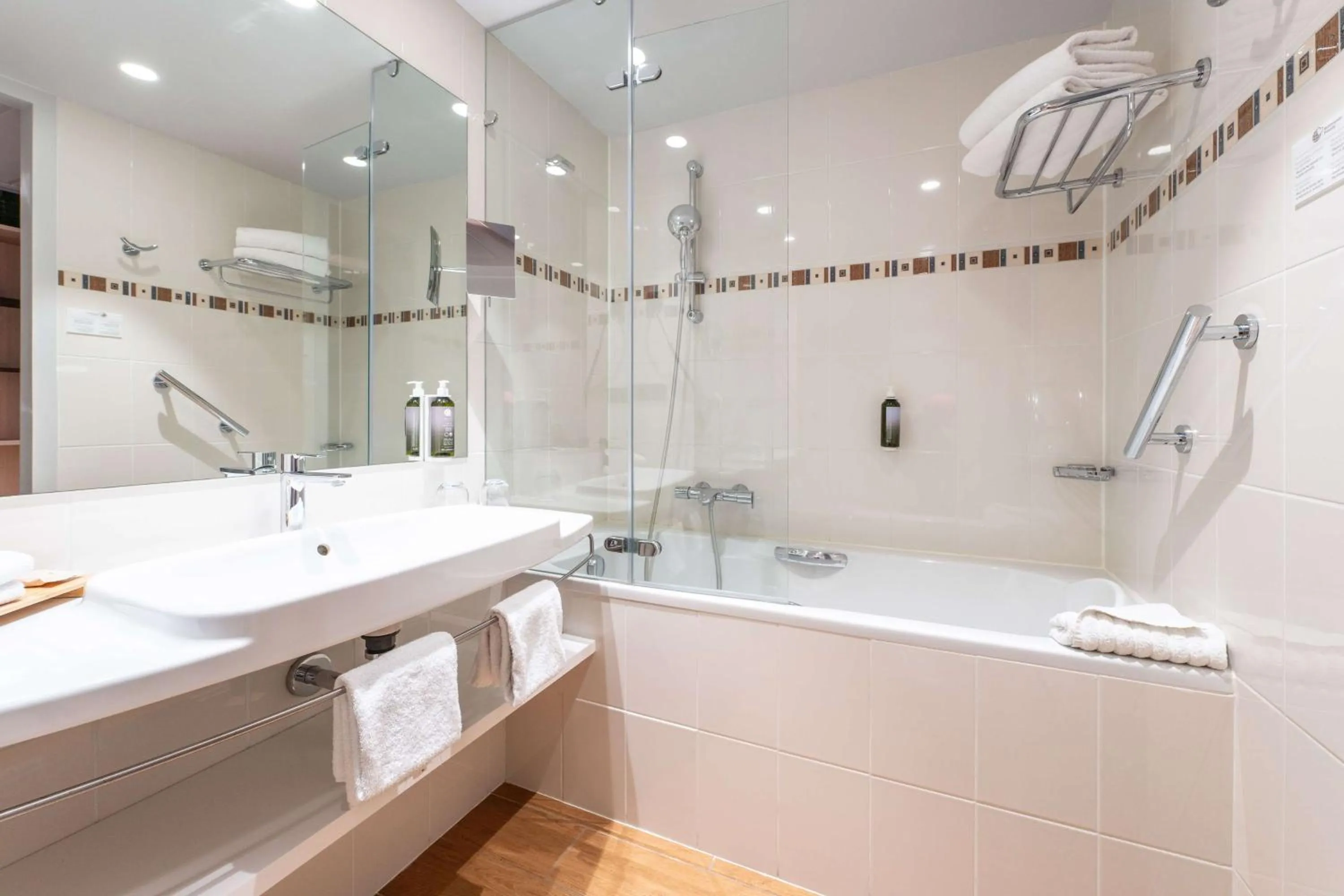 Bathroom in Best Western Premier Le Masq Hotel