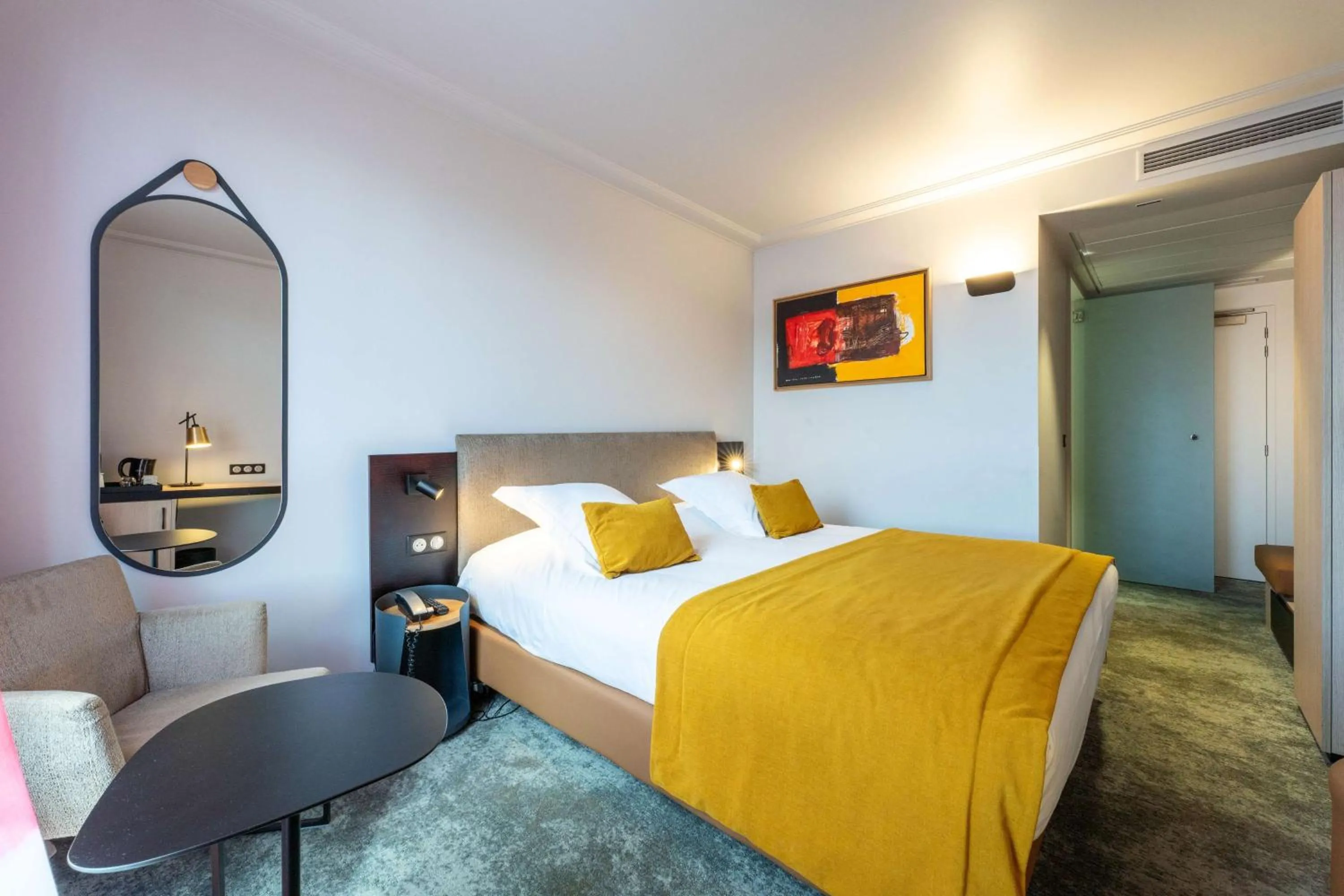 Bedroom, Bed in Best Western Premier Le Masq Hotel