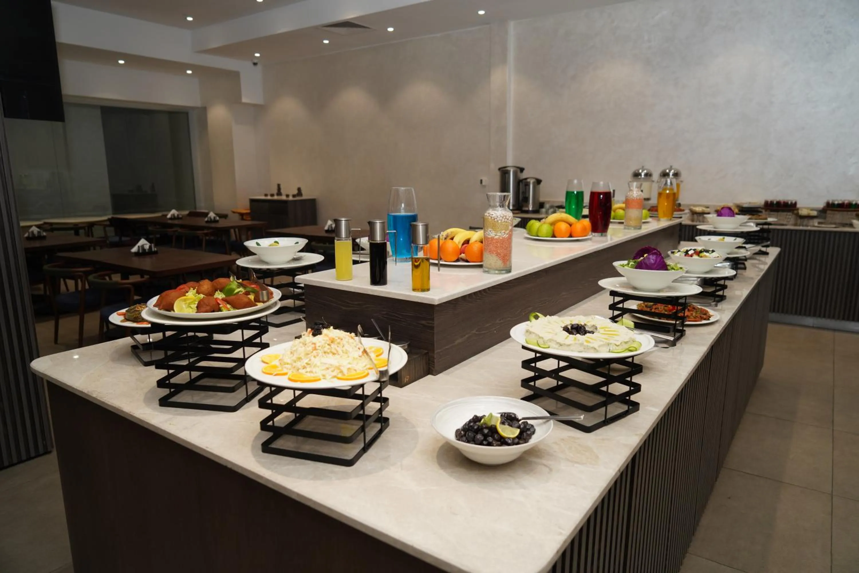 Food in Darin Plaza Hotel