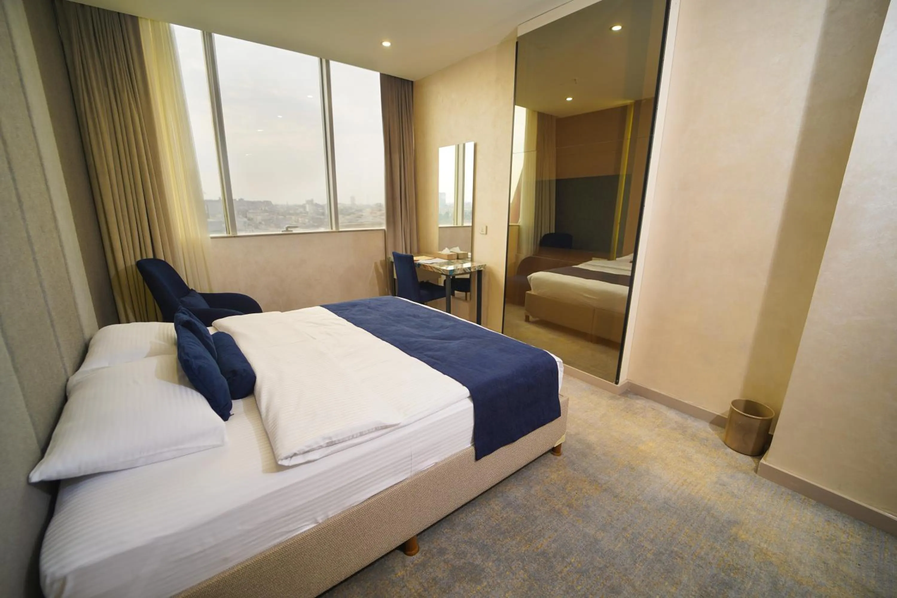 Bed in Darin Plaza Hotel