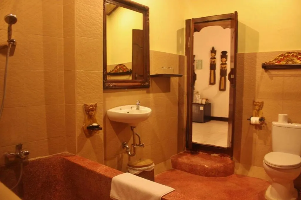 Shower in Puri Cendana Resort Bali