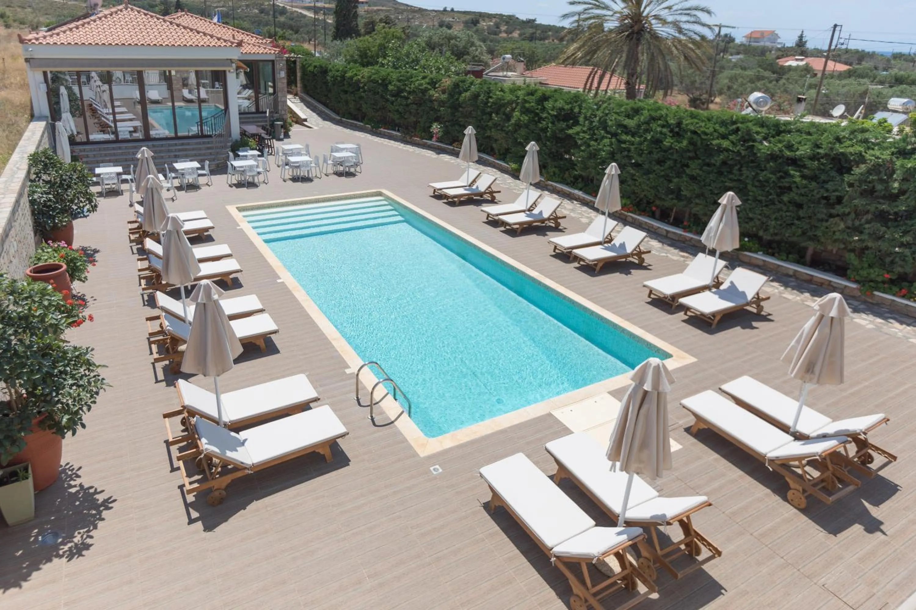 Swimming pool in Elafonisos Resort