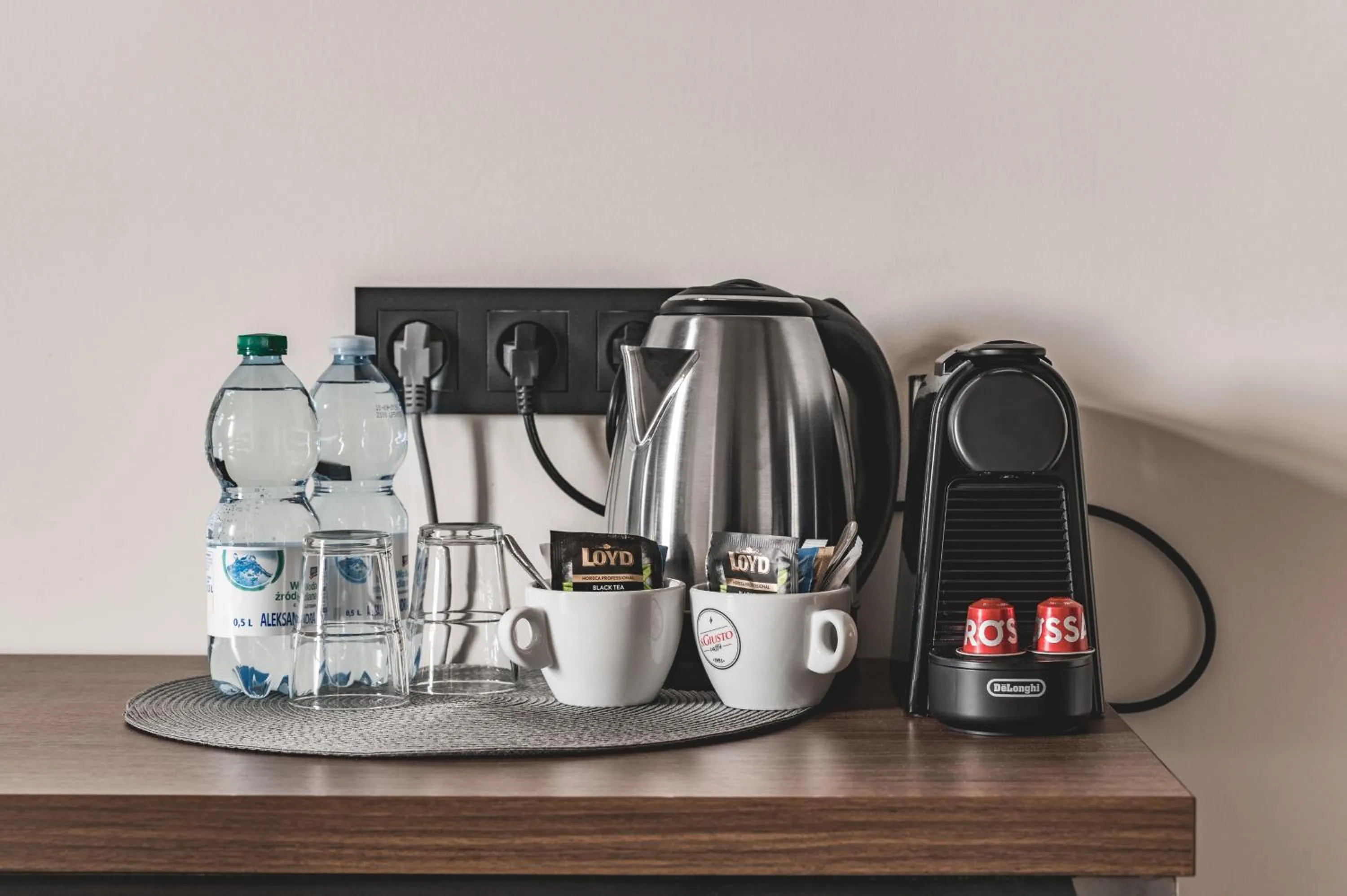 Coffee/tea facilities in Aparthotel Stara Przędzalnia